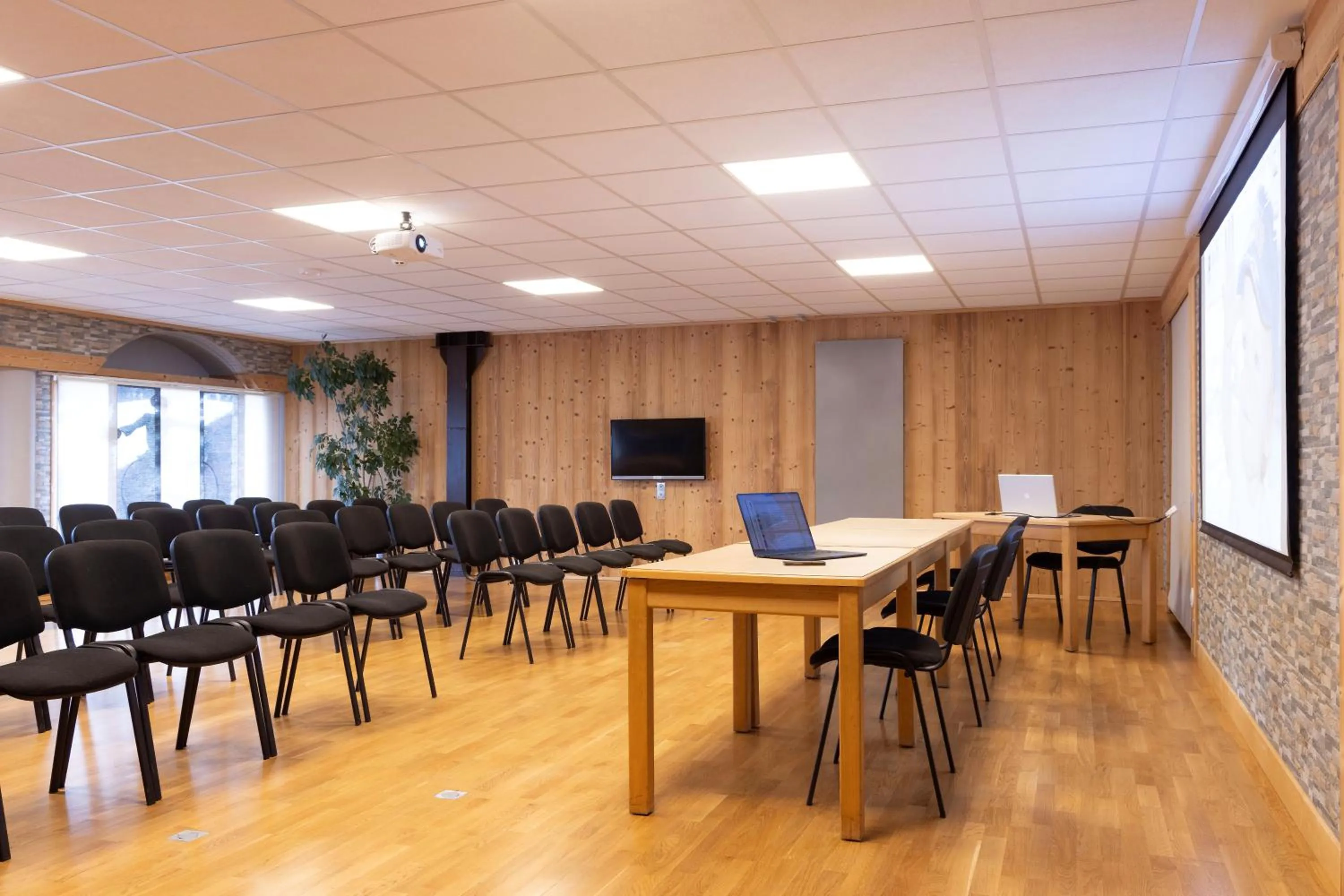 Meeting/conference room in Le Castillan