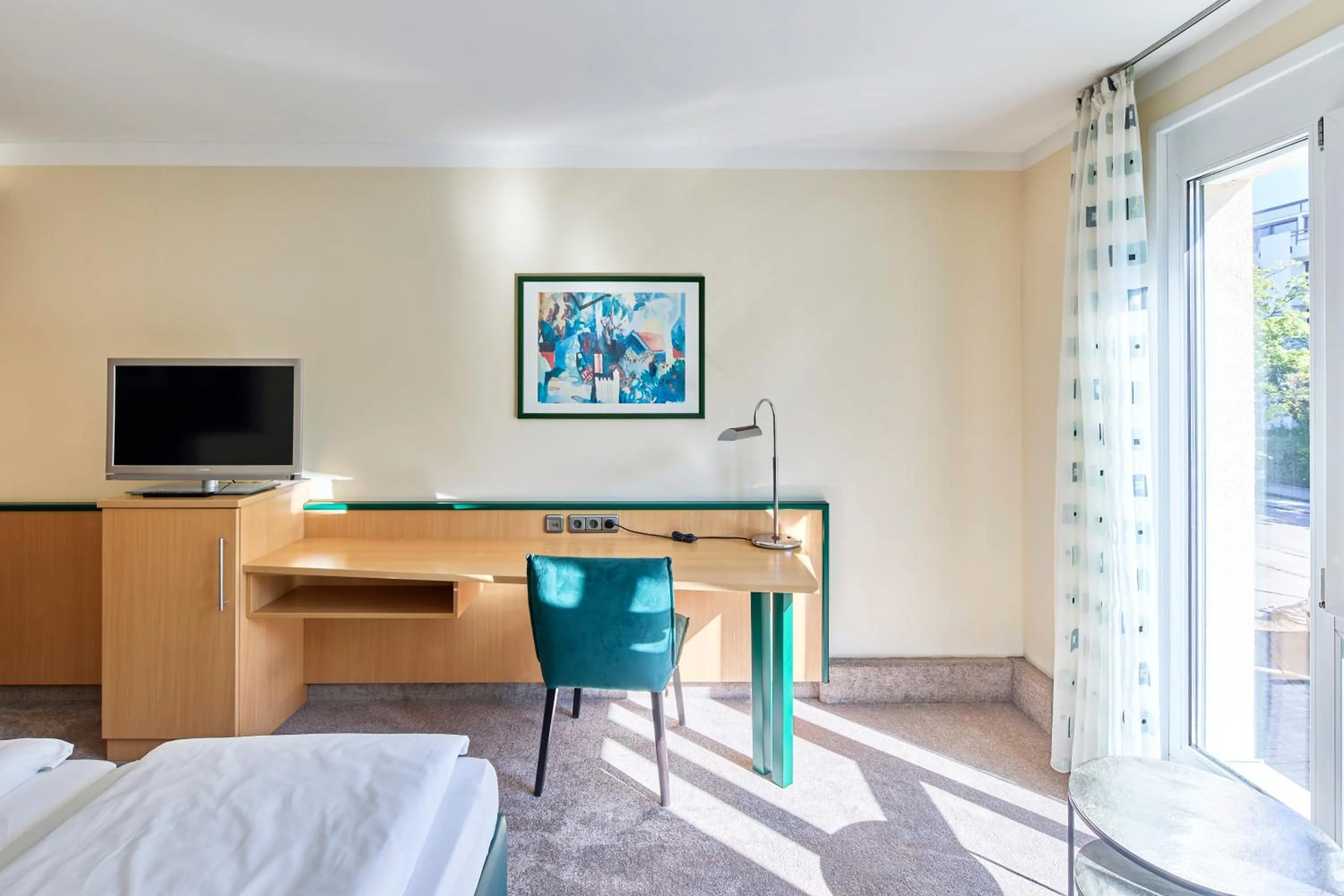 TV and multimedia, Bed in Apartments Aschheim