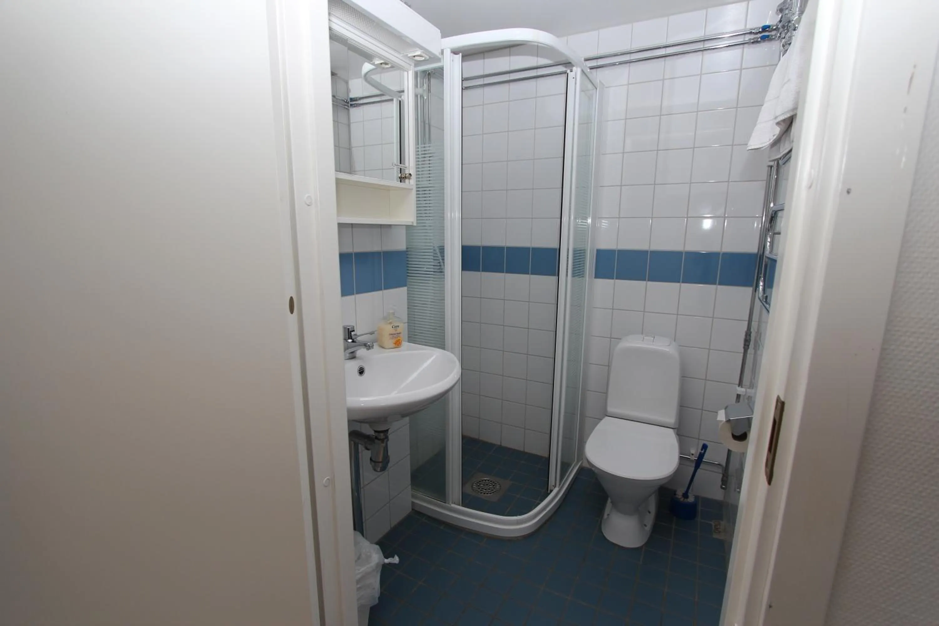 Bathroom in Nattvikens Vandrarhem