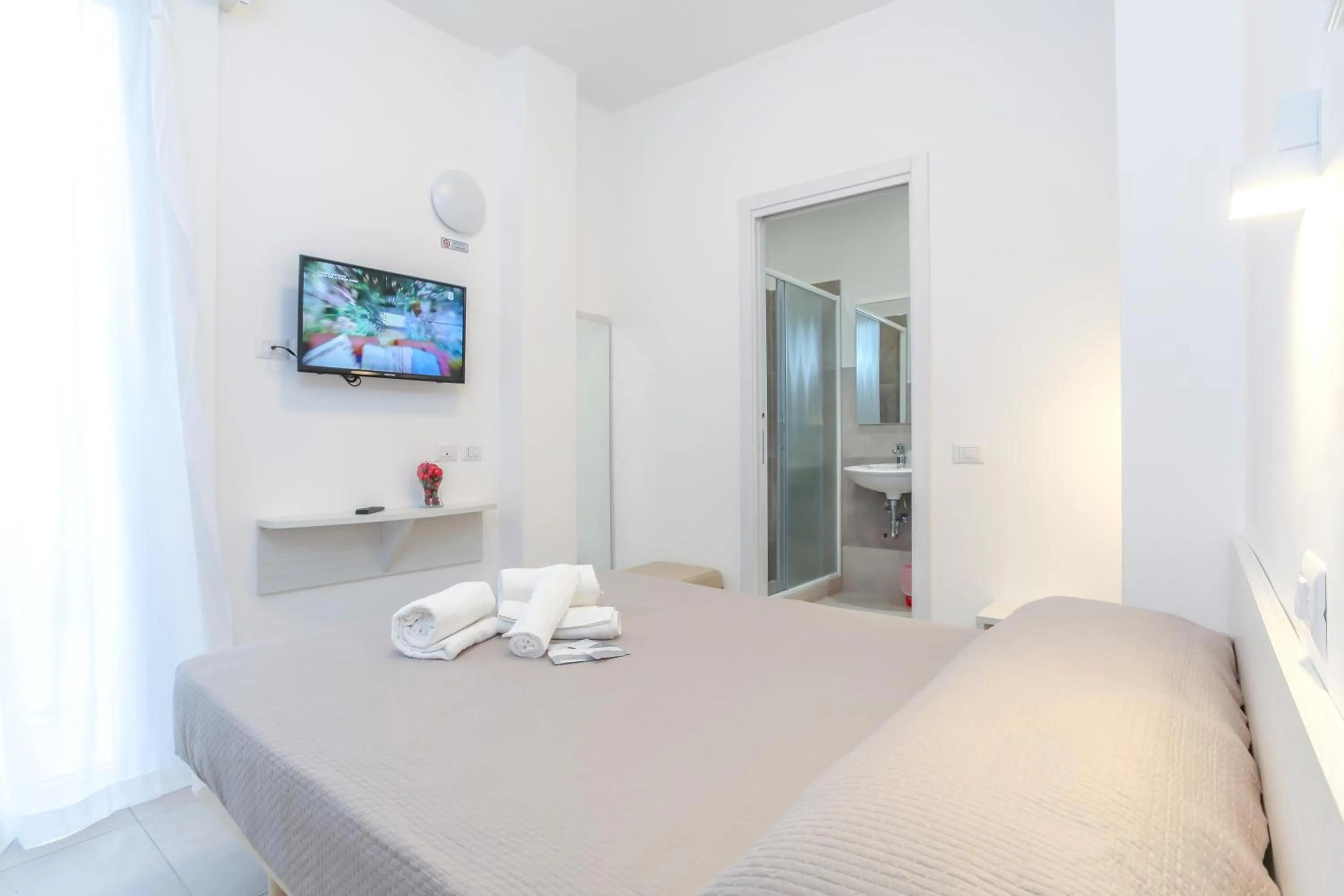 Bed in Hotel Tourist Meuble