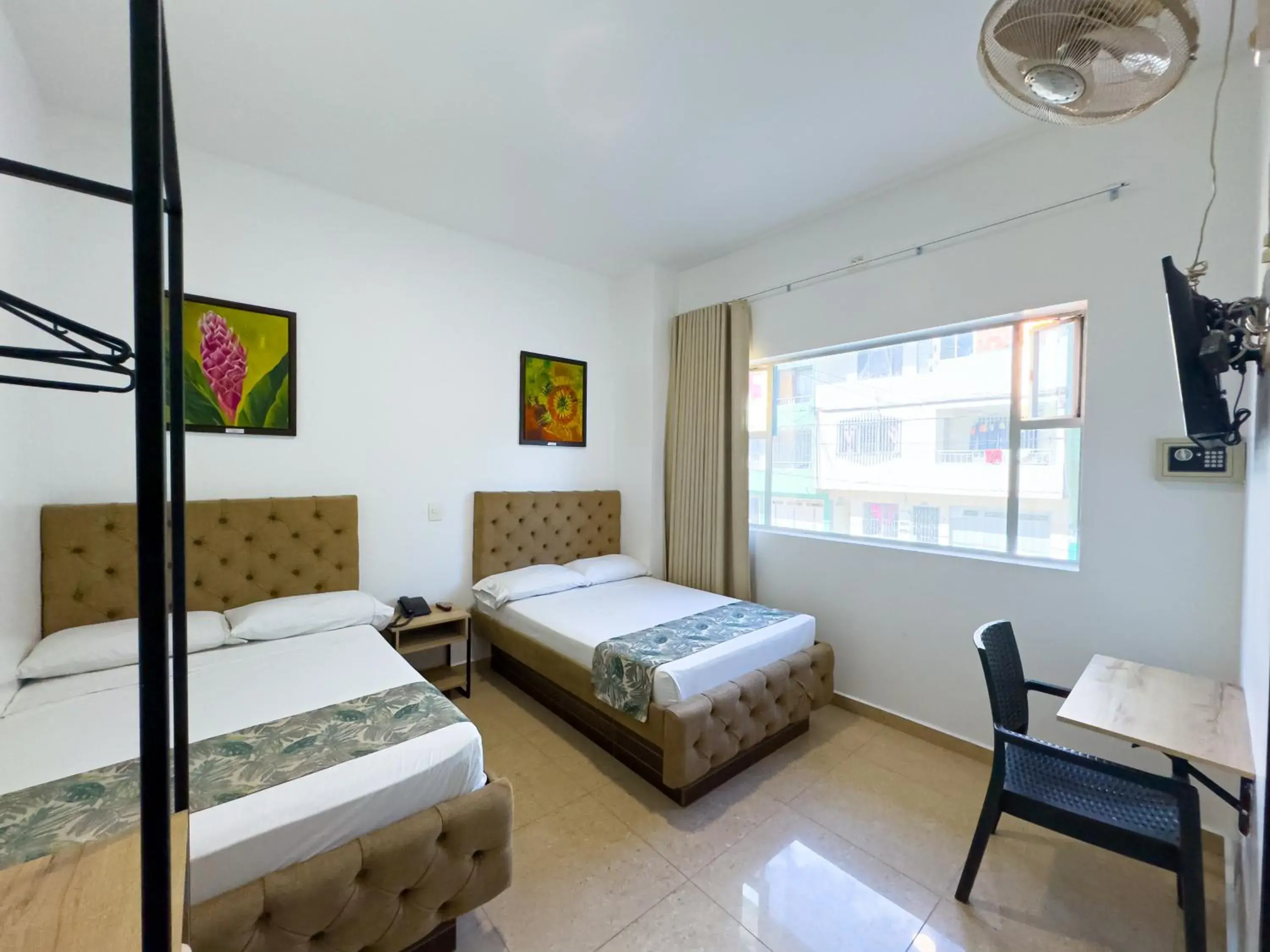 Standard Twin Room - single occupancy in Hotel Central Plaza Medellin Standard Twin Room - single occupancy in Hotel Central Plaza Medellin