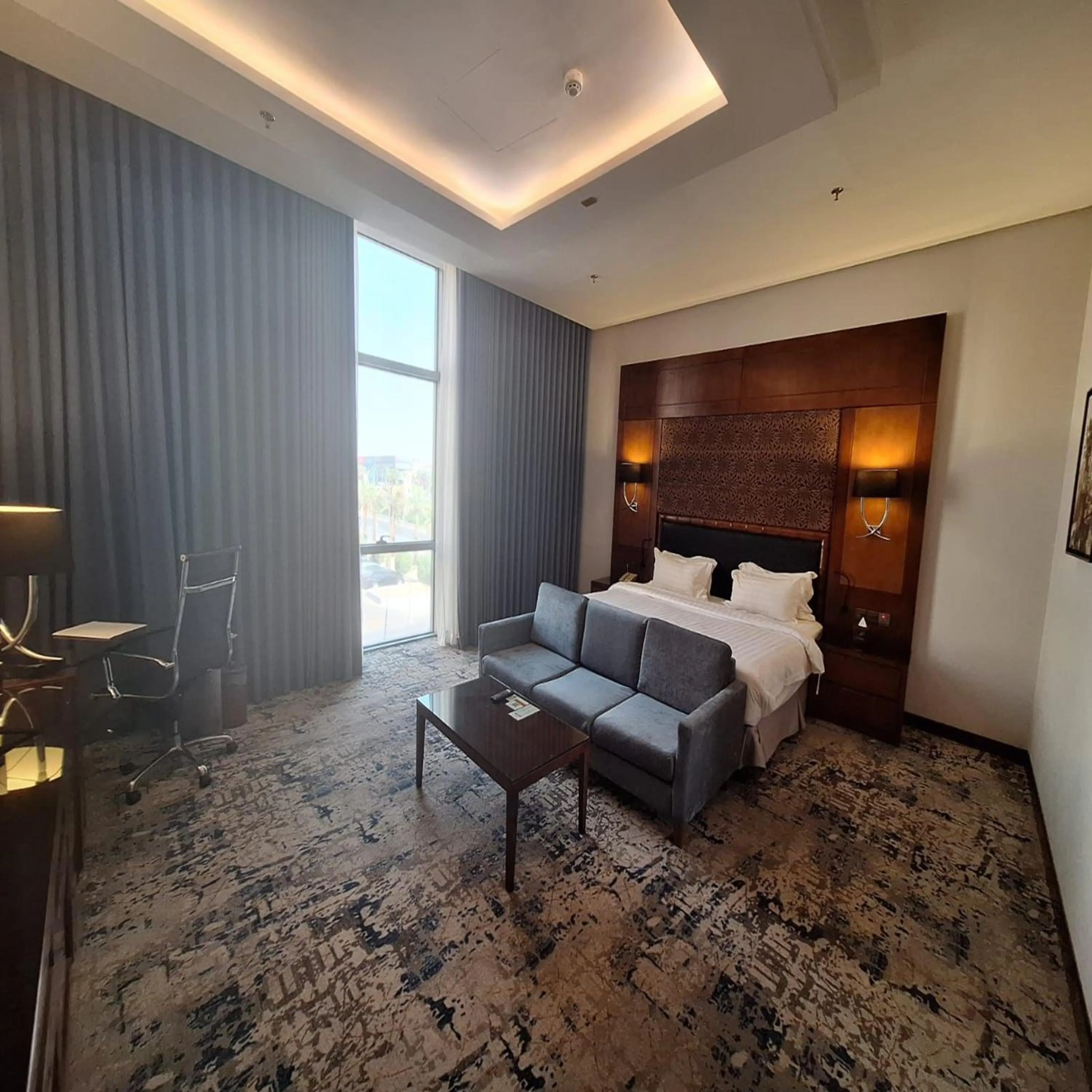 Photo of the whole room, Bed in Sunday Signature Riyadh Formerly Qaser Al Hamra by Warwick