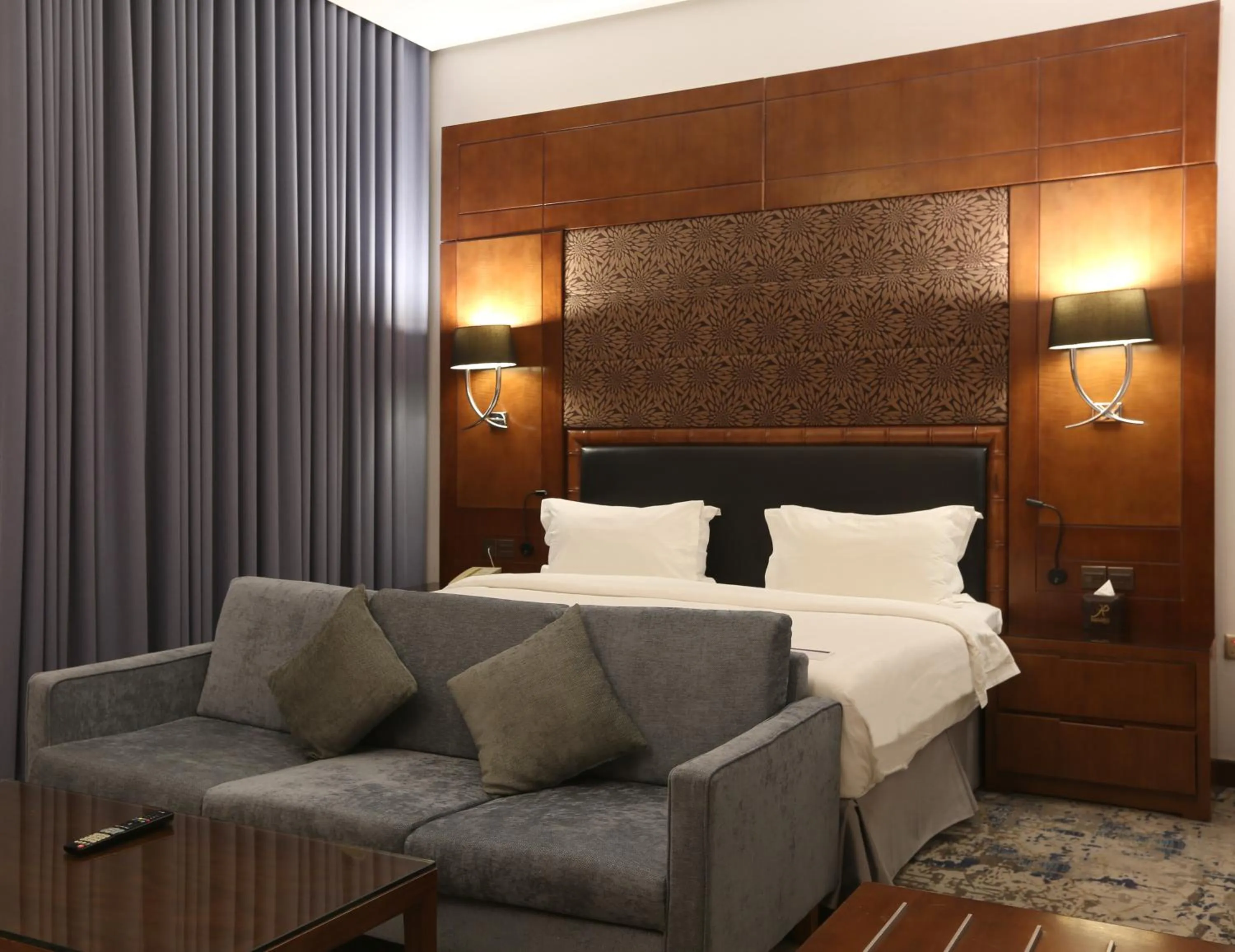 Photo of the whole room in Sunday Signature Riyadh Formerly Qaser Al Hamra by Warwick