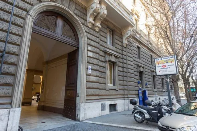 Facade/entrance in Maison de Marta