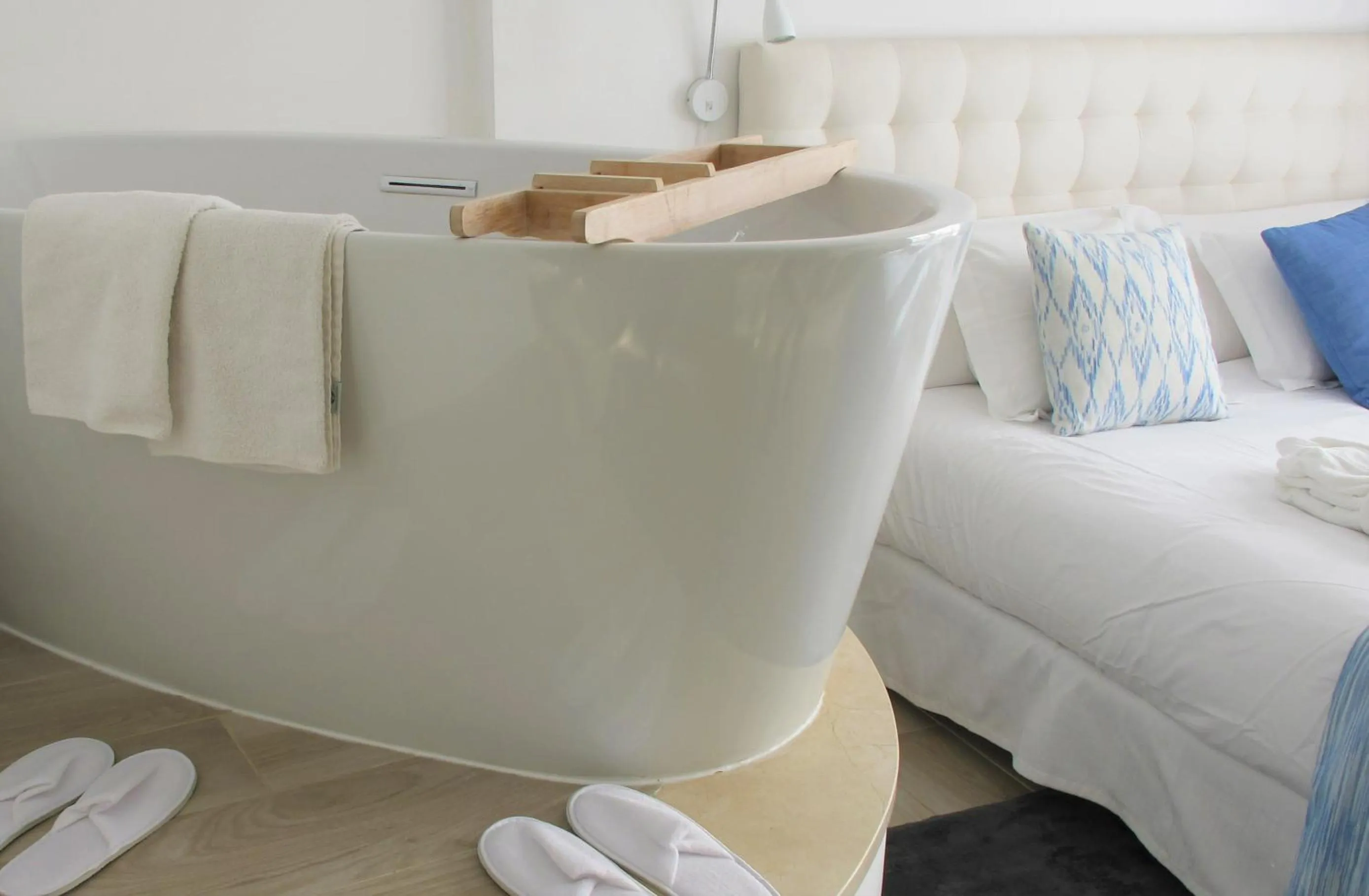 Bath, Bed in Boutique Hotel Petit Sant Miquel