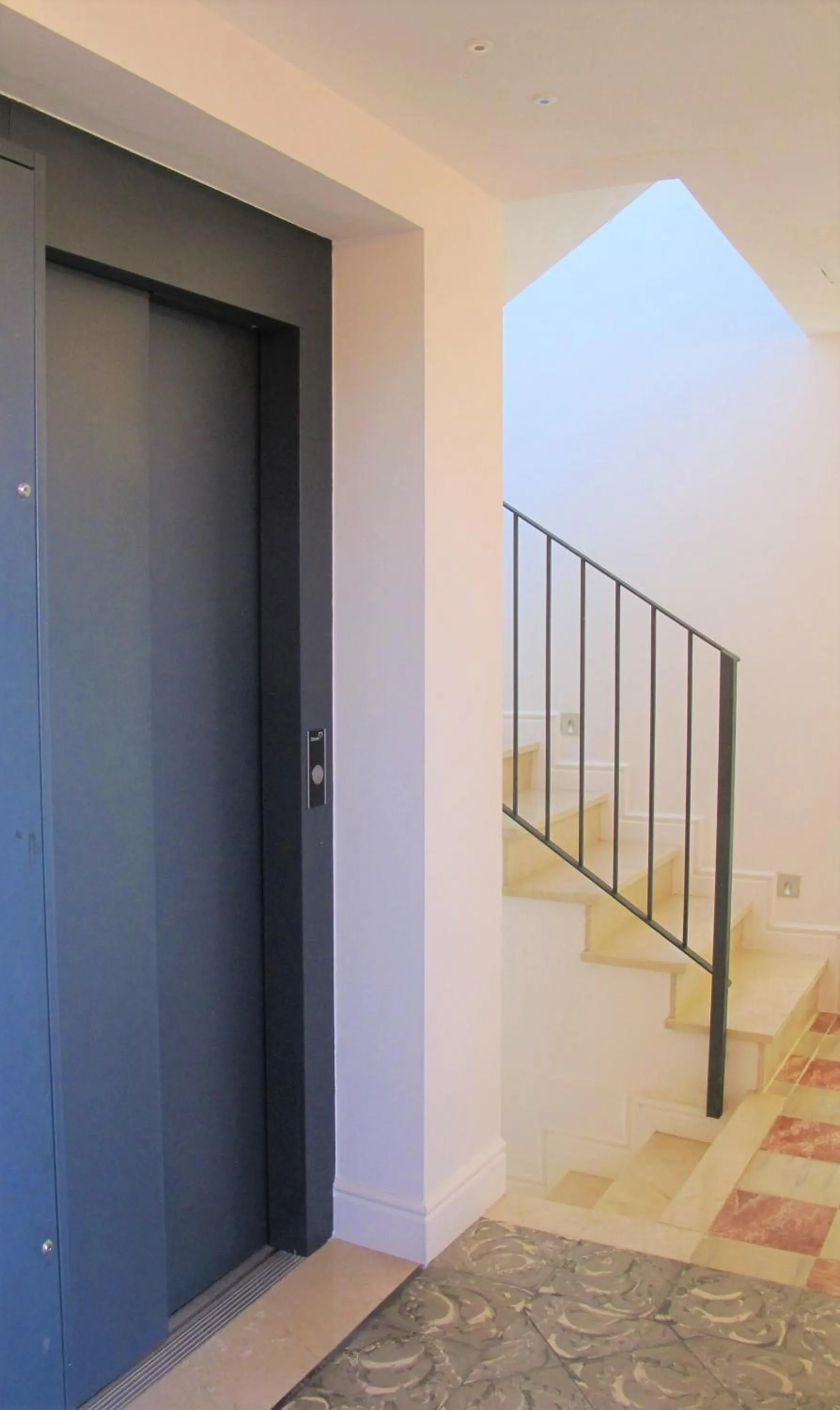 elevator in Boutique Hotel Petit Sant Miquel