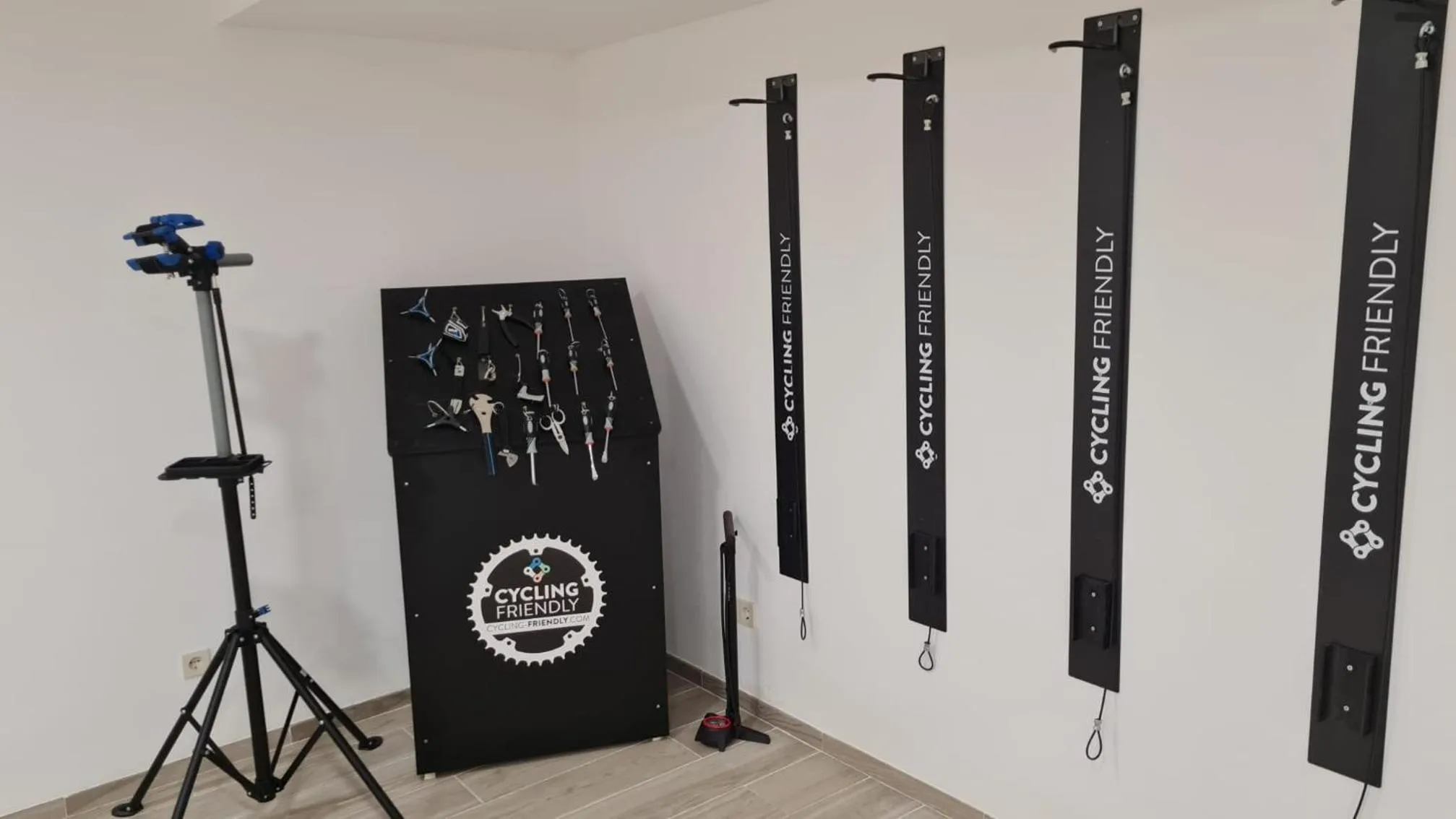 Cycling in Boutique Hotel Petit Sant Miquel