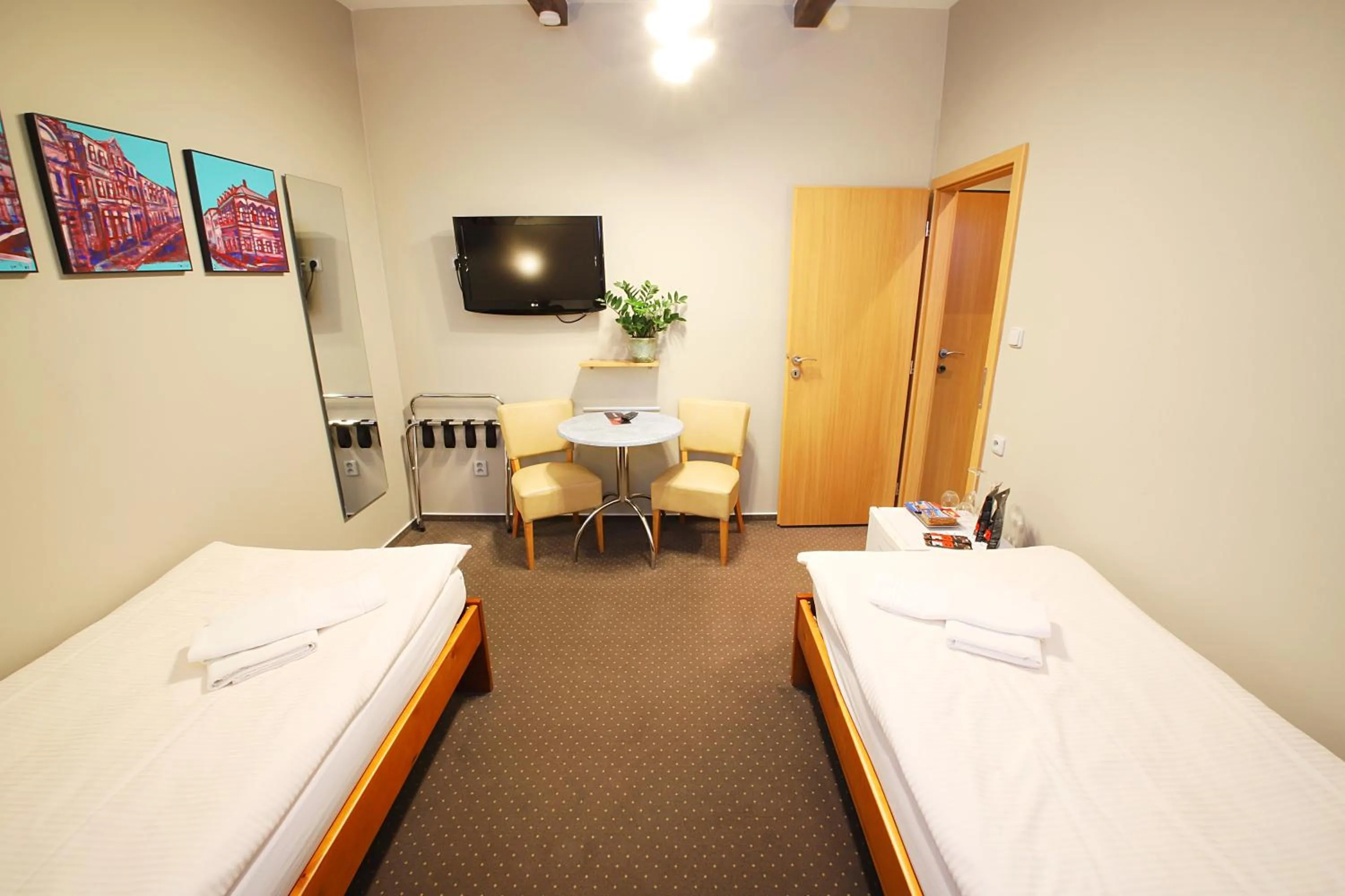 Photo of the whole room, Bed in Apart Hotel Jablonec