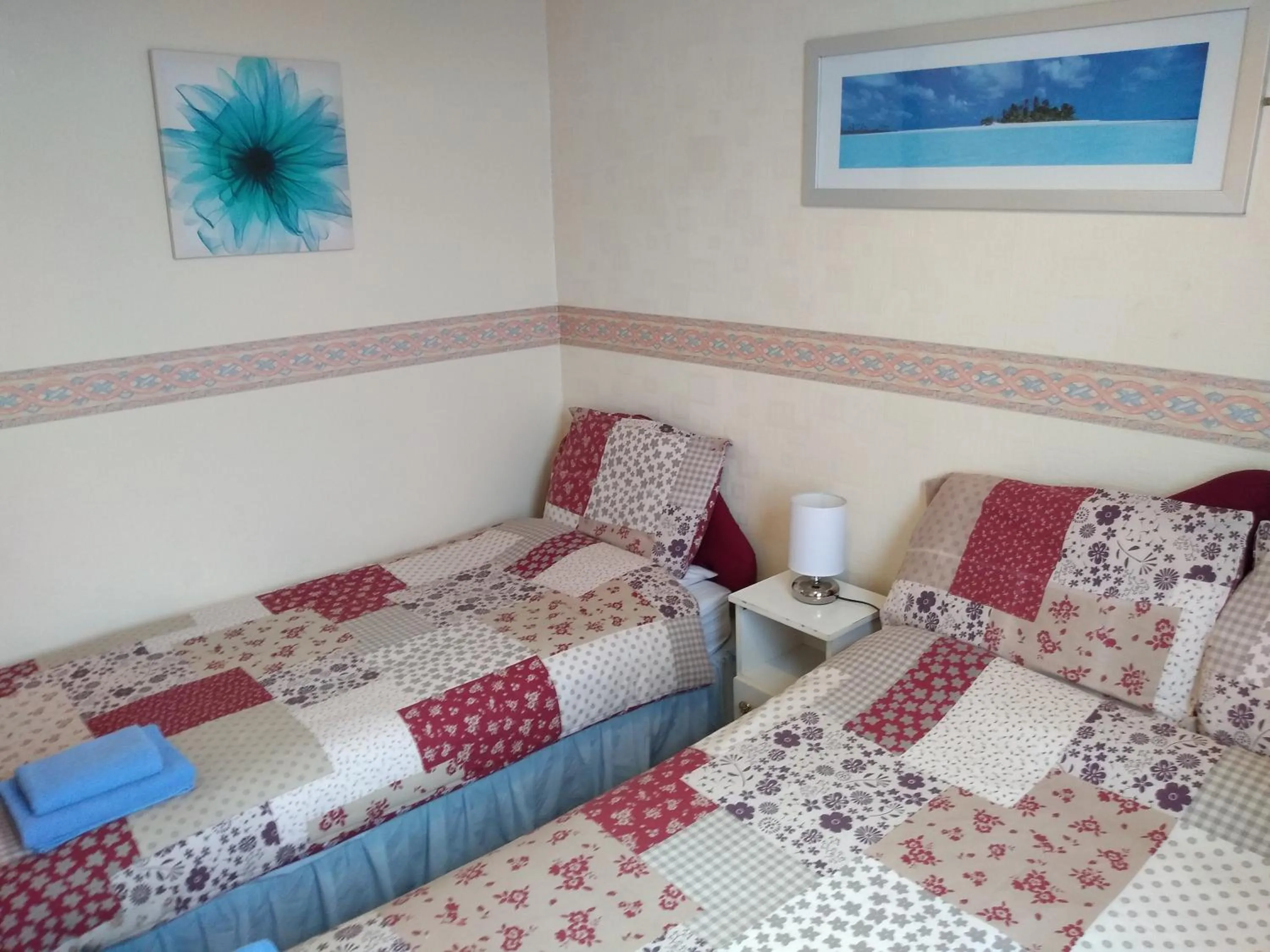 Bedroom, Bed in Southview Hotel