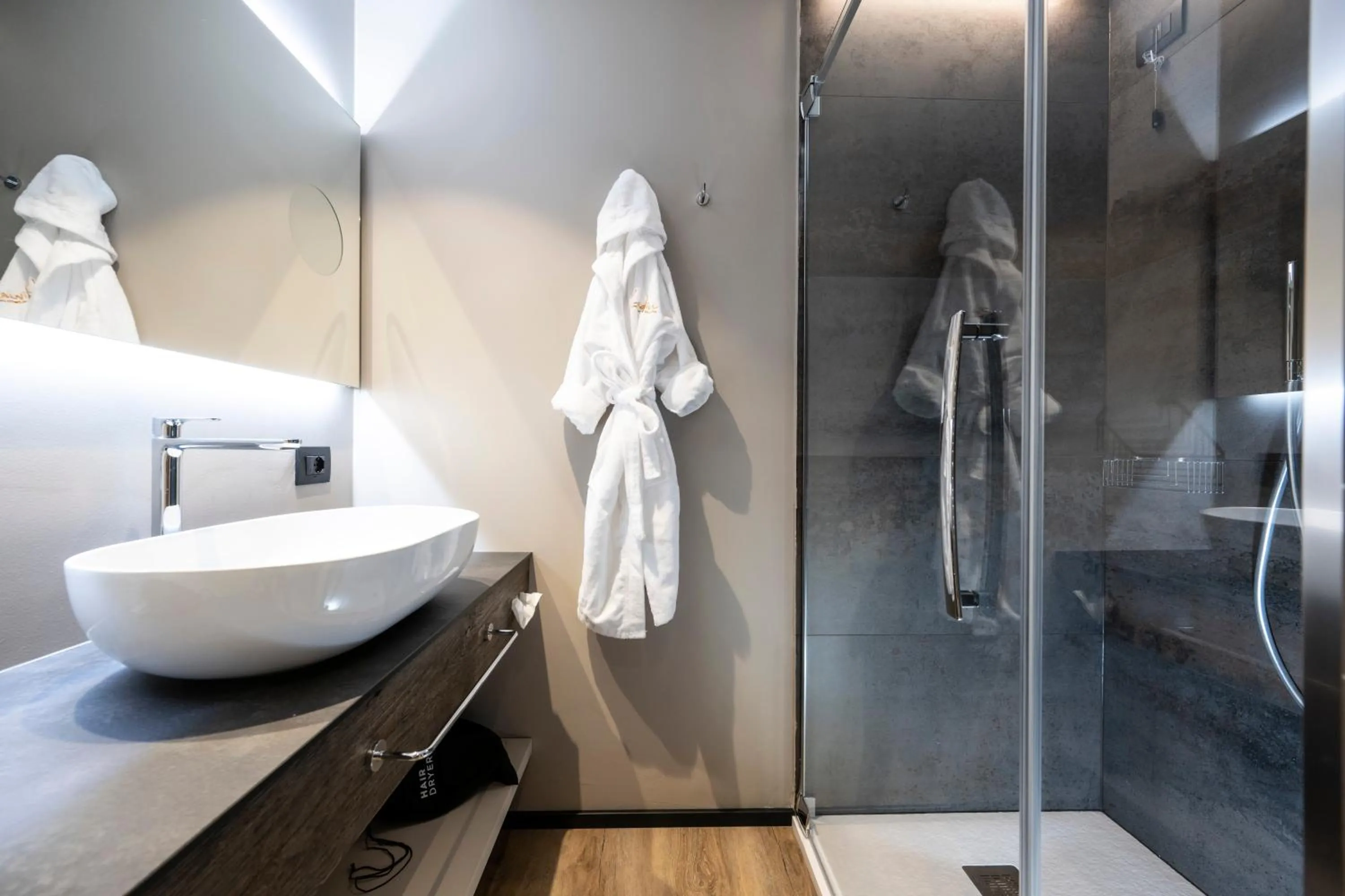 Bathroom in Ladinia Dolomites View - Adults Only