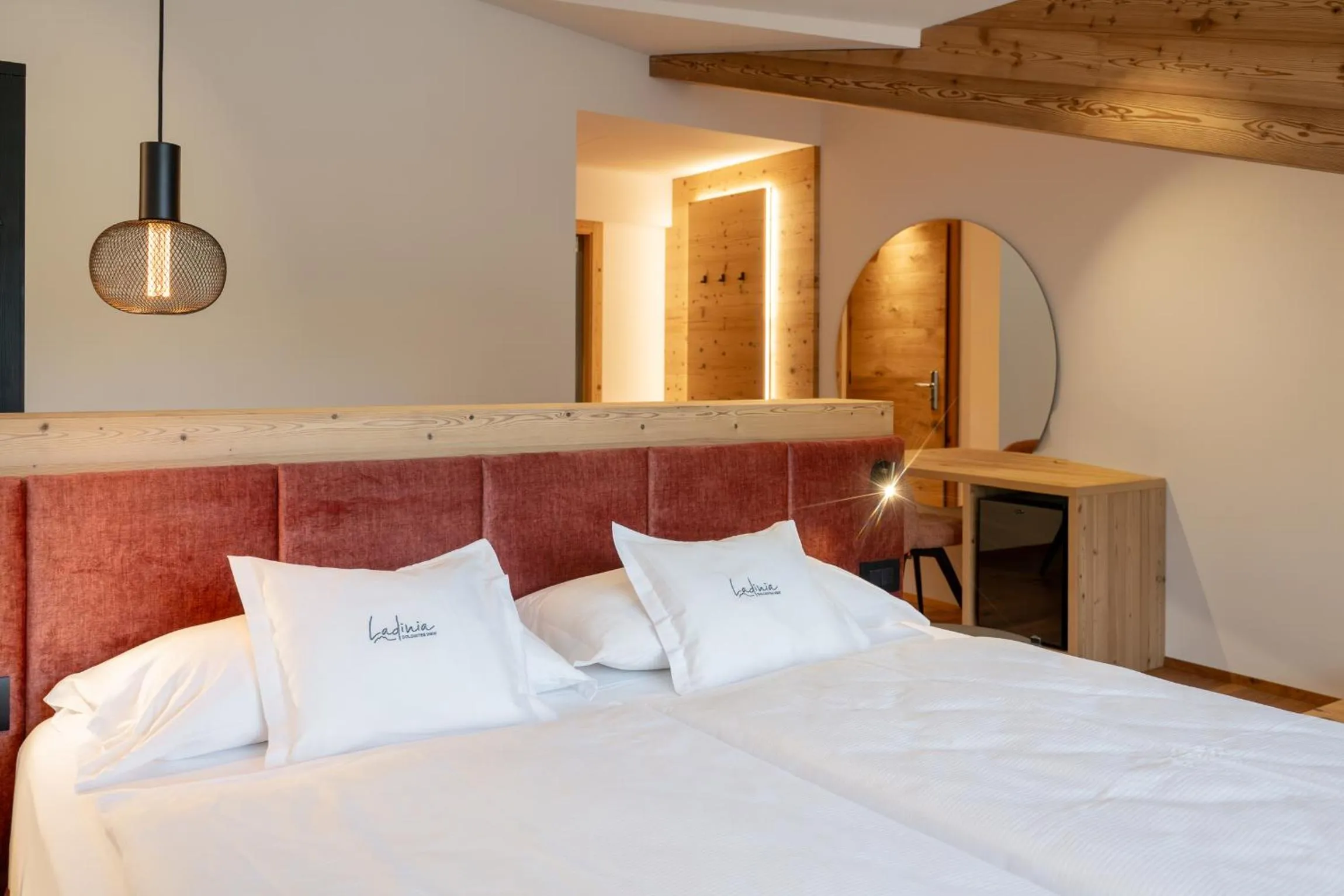 Bed in Ladinia Dolomites View - Adults Only