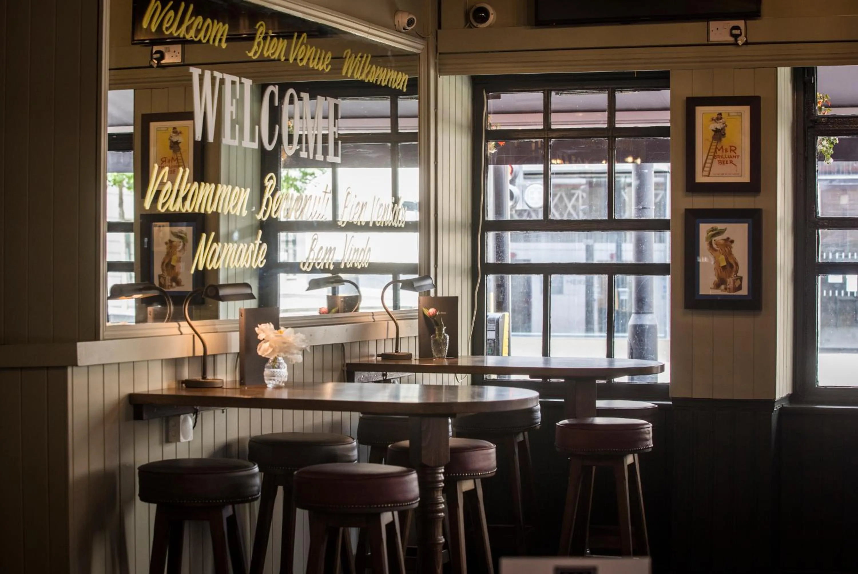 Restaurant/places to eat in The Pride of Paddington