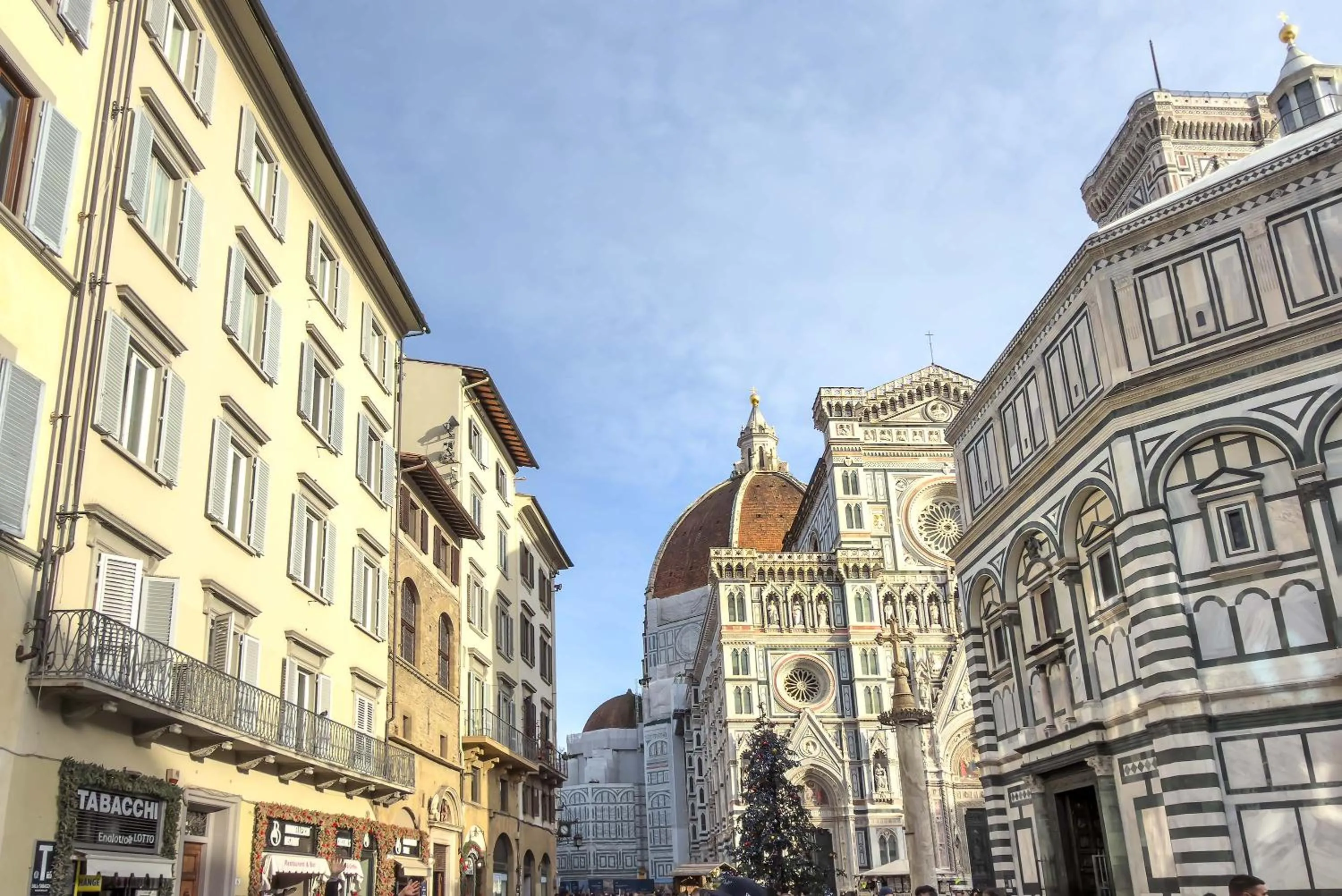 Neighbourhood in Duomo View