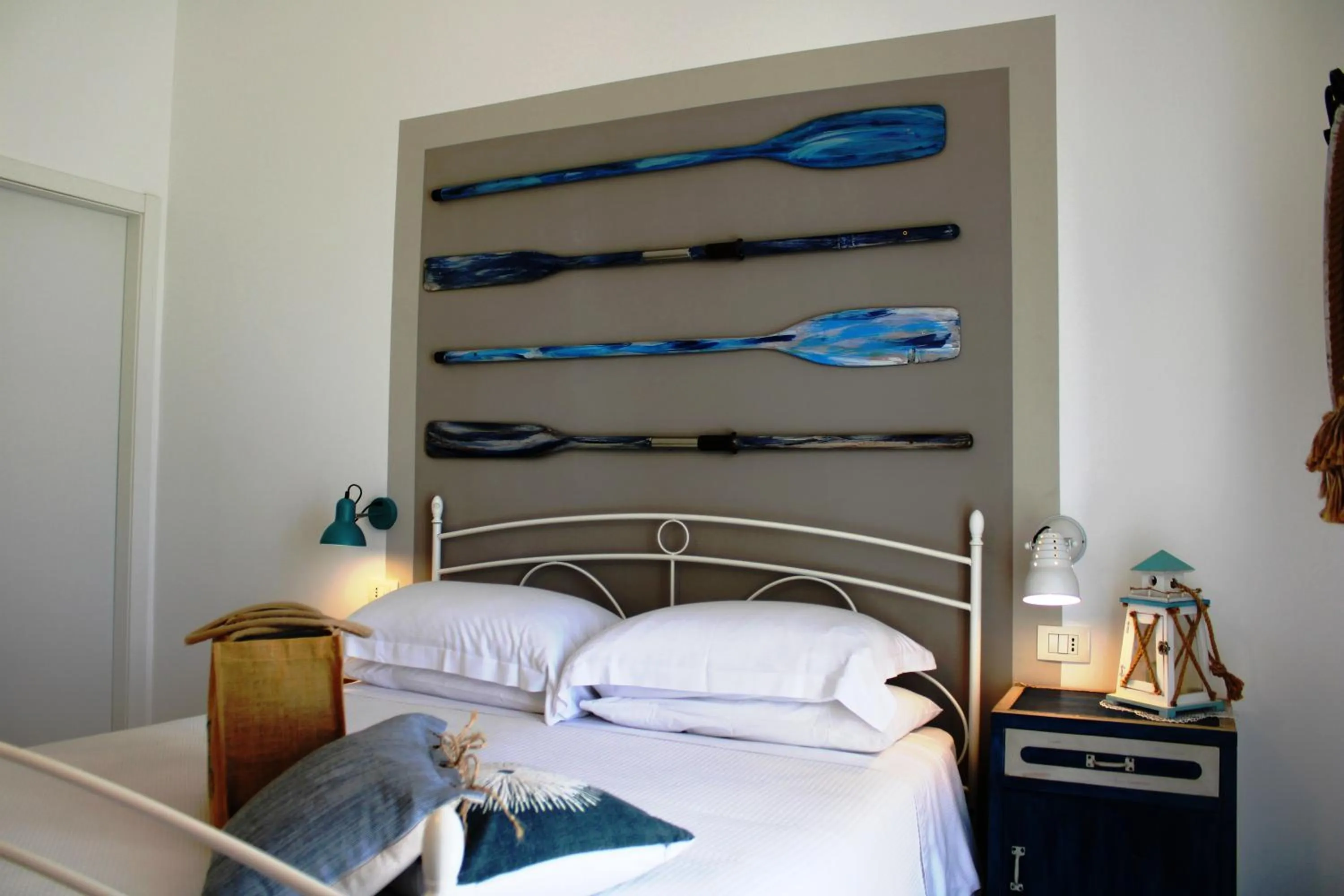 Bed in B&B Casa del Faro SanVallero Adults Only