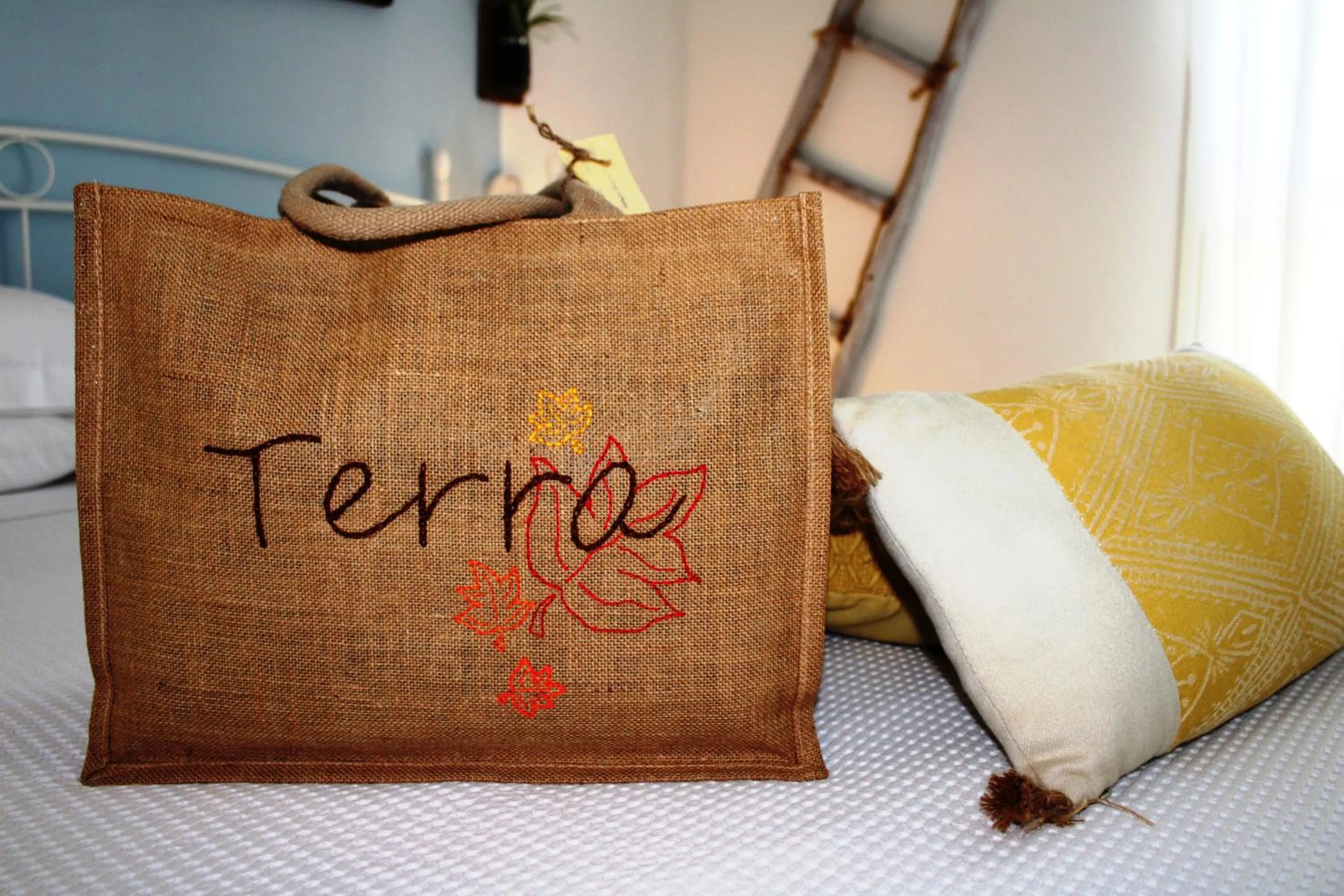 Bed in B&B Casa del Faro SanVallero Adults Only