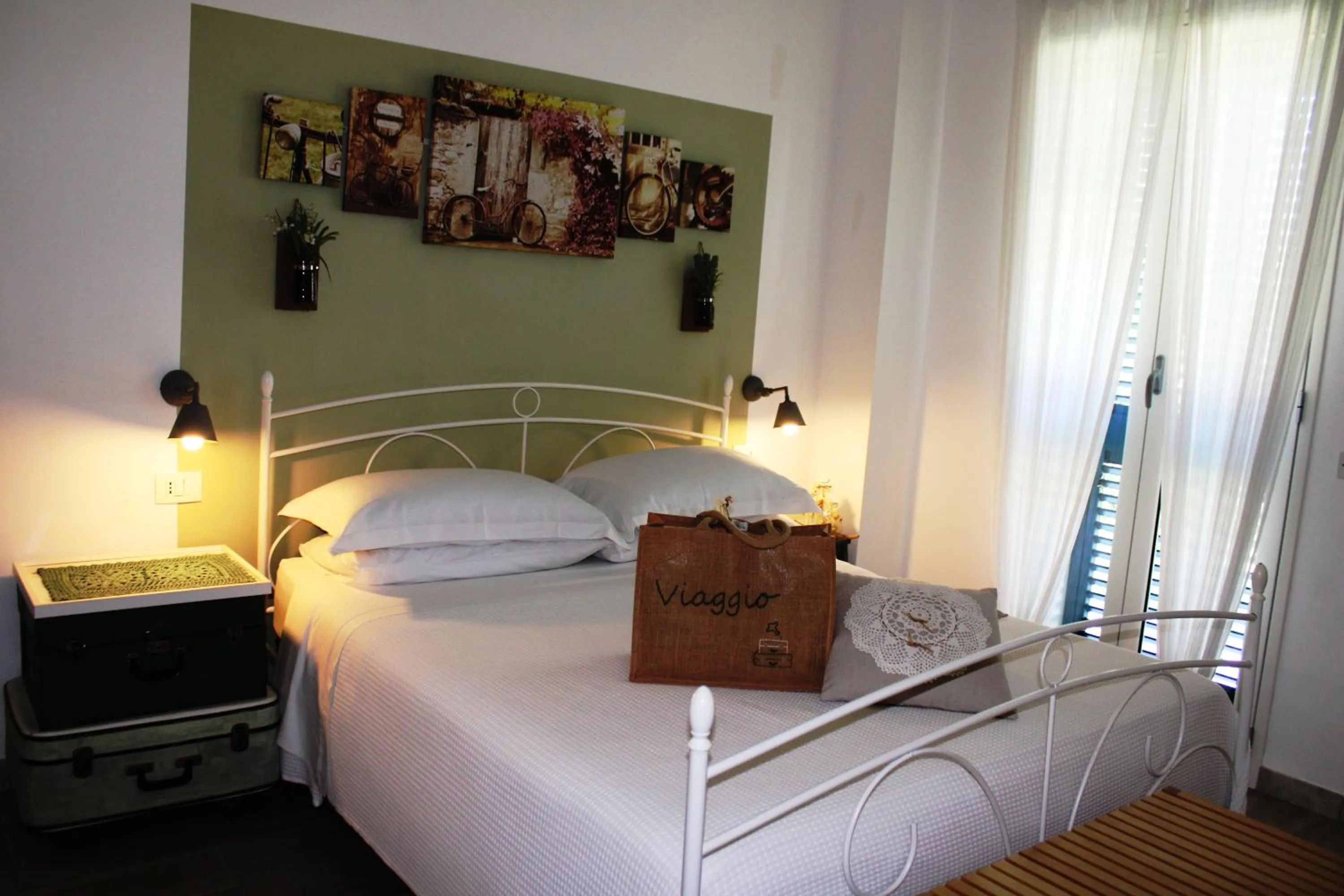 Bed in B&B Casa del Faro SanVallero Adults Only