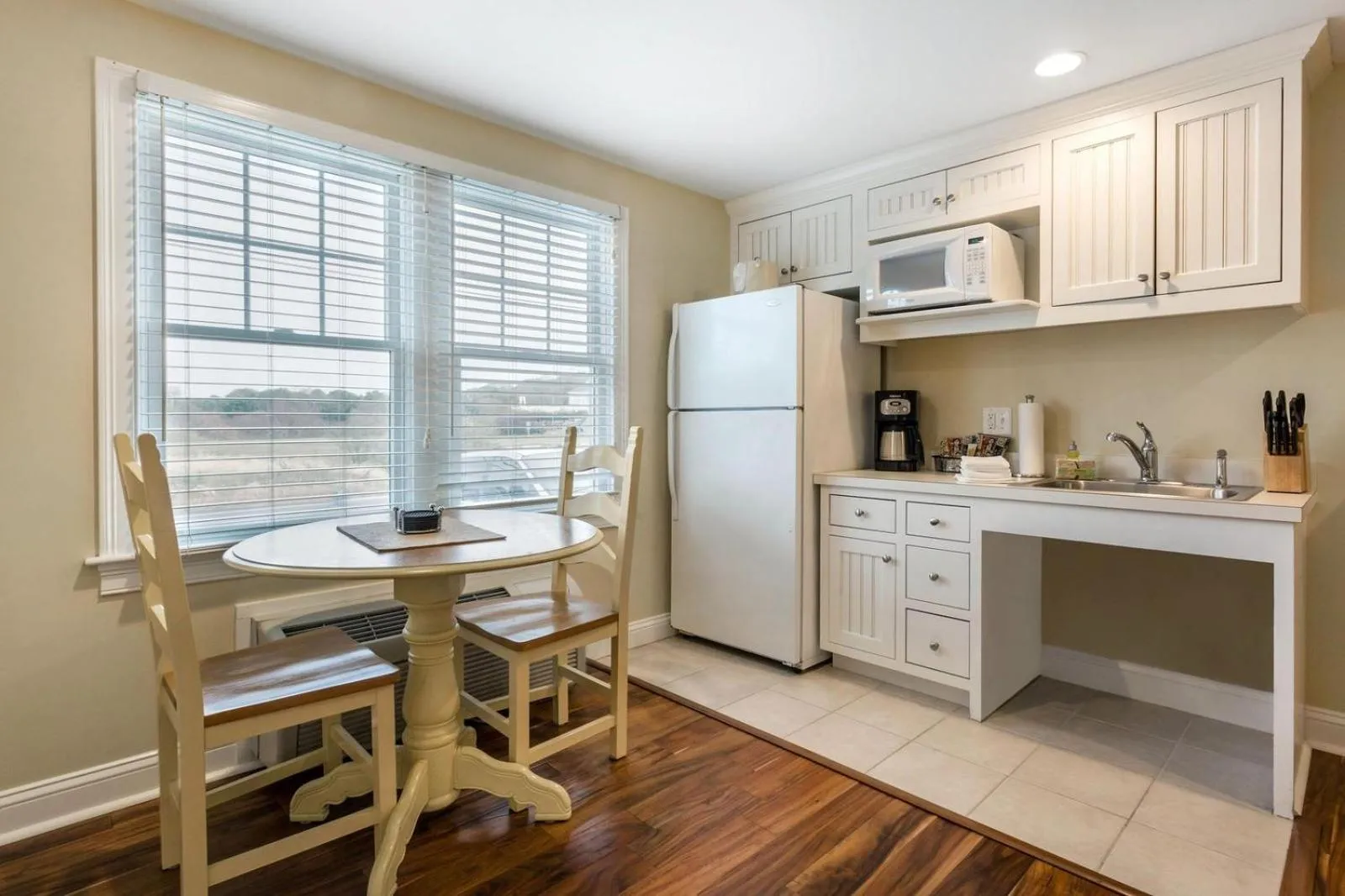Kitchen or kitchenette in Bluegreen Vacations The Breakers Resort, an Ascend Collection Resort