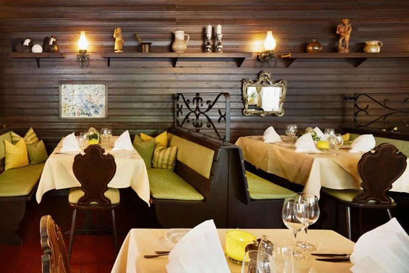 Restaurant/places to eat in Kurhotel Markushof