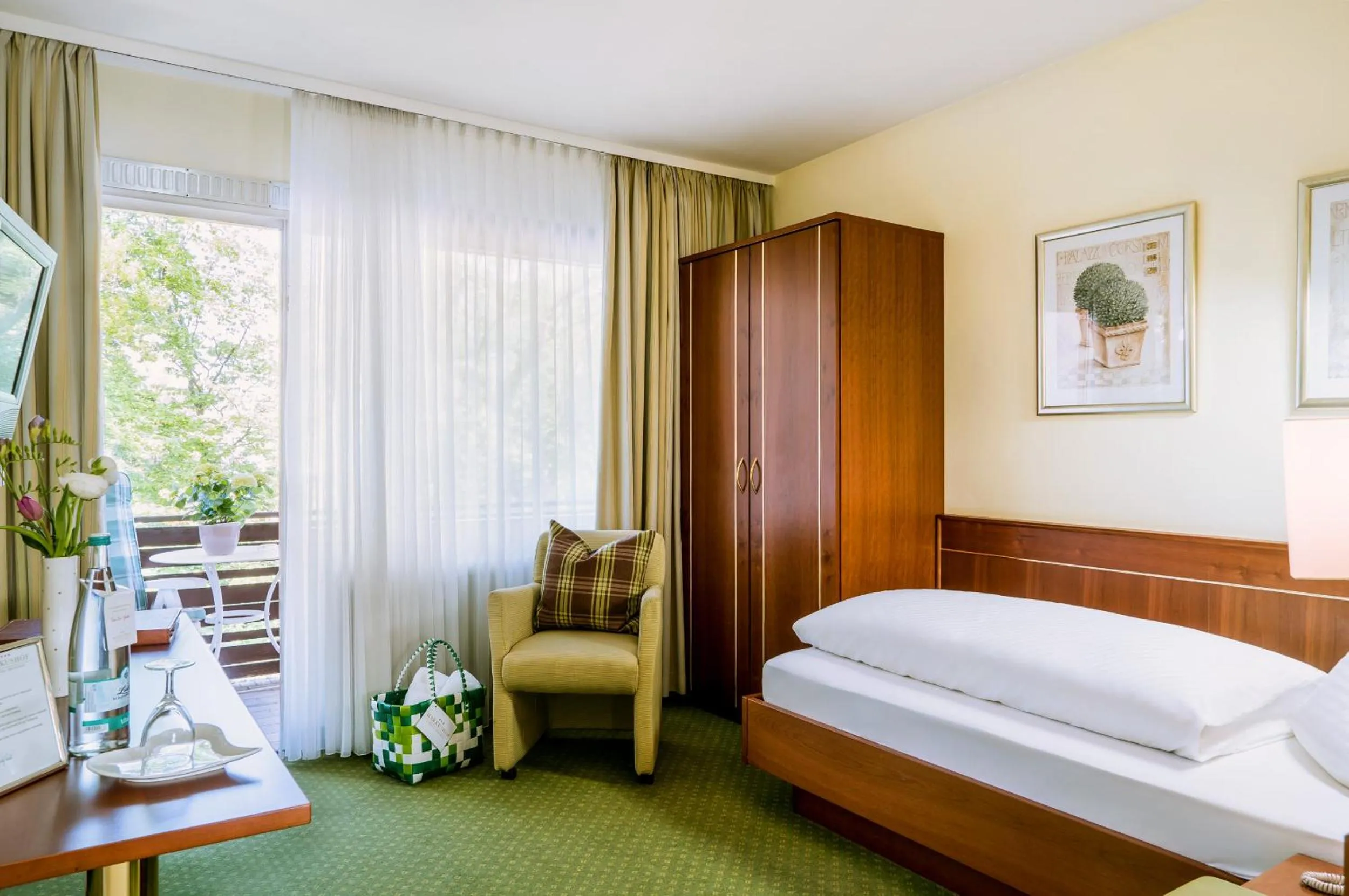 Bed in Kurhotel Markushof