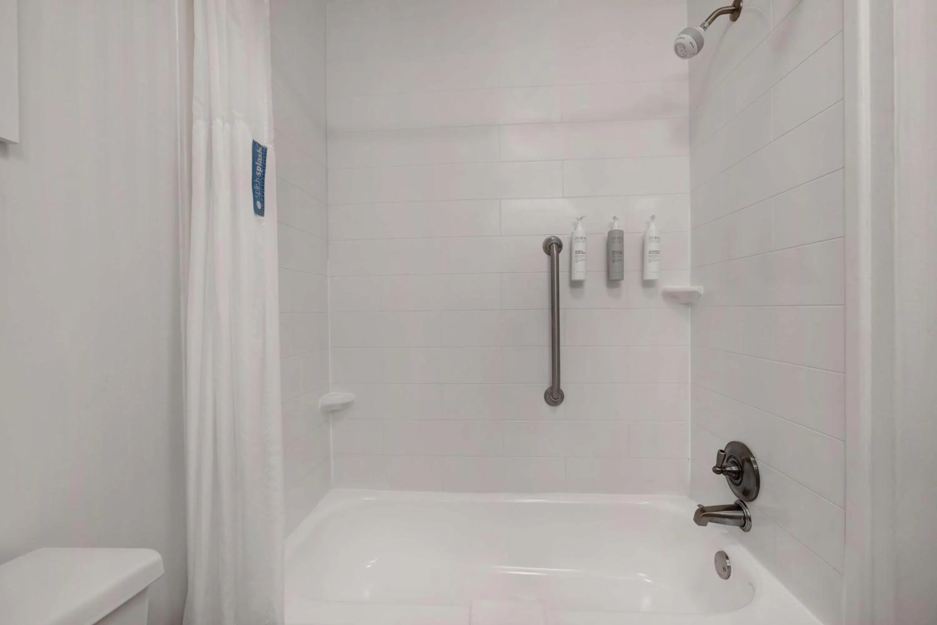 Bathroom in Hampton Inn Natchitoches