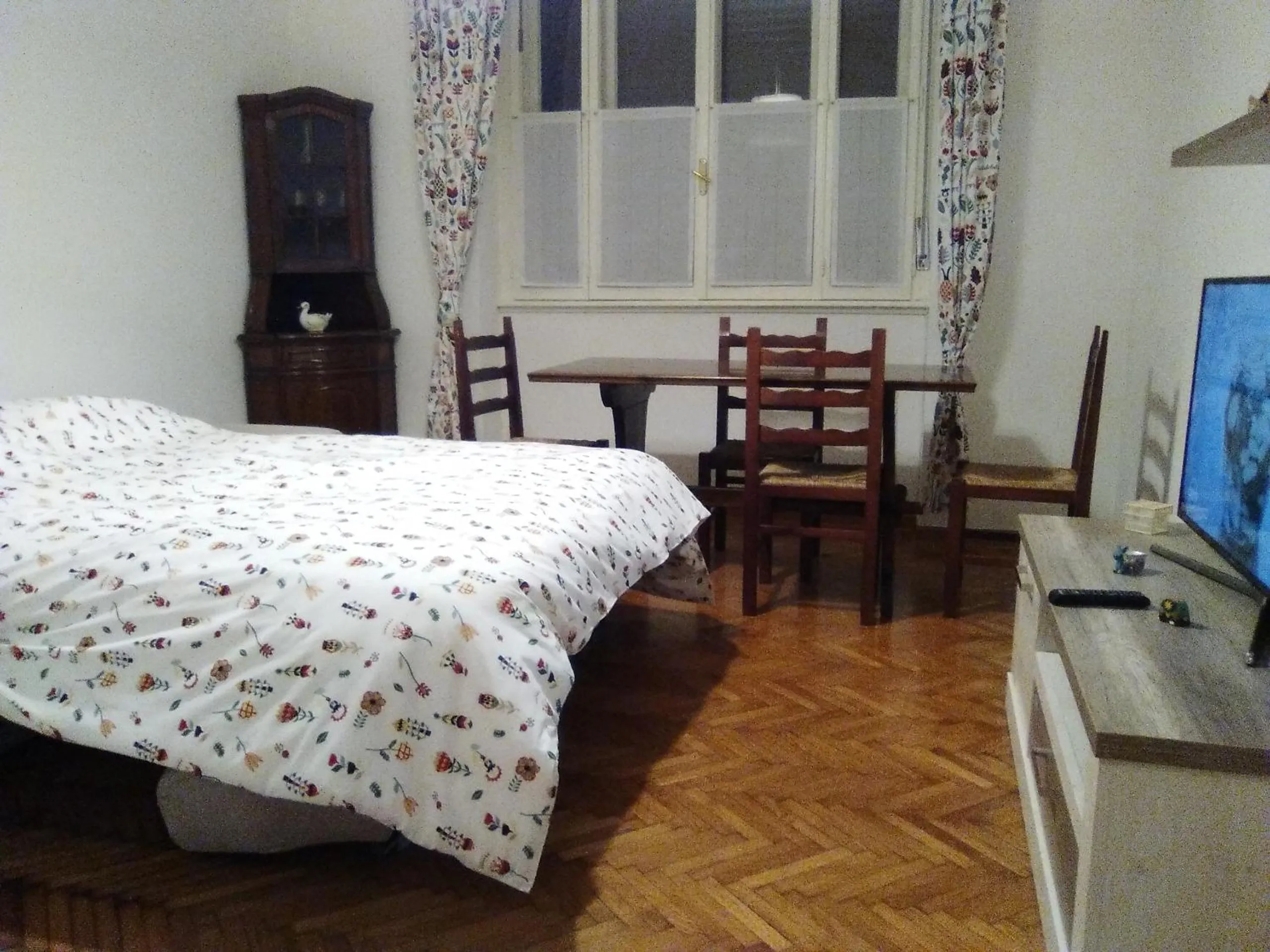 Living room, Bed in Andrea e Valentina