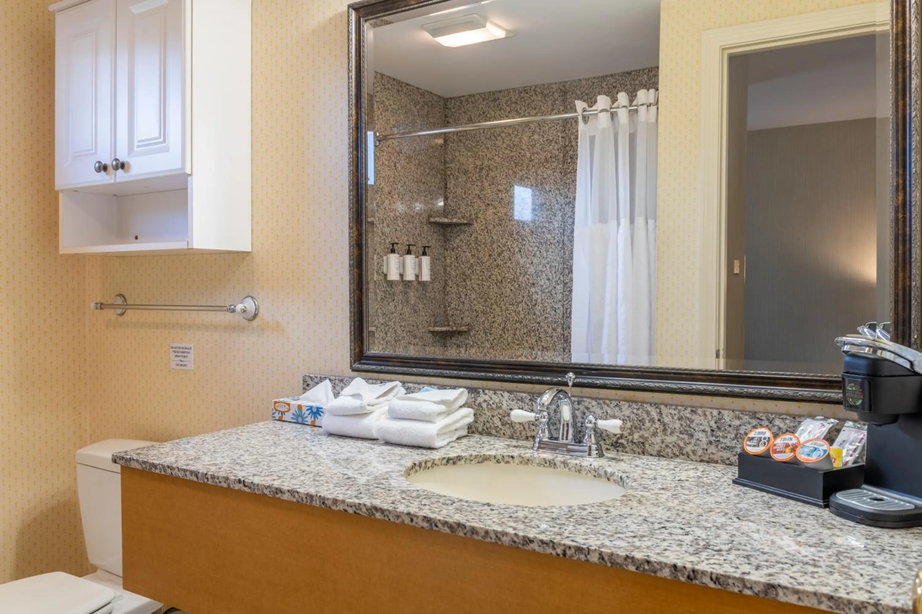 Bathroom in Port Inn and Suites Portsmouth, an Ascend Collection Hotel