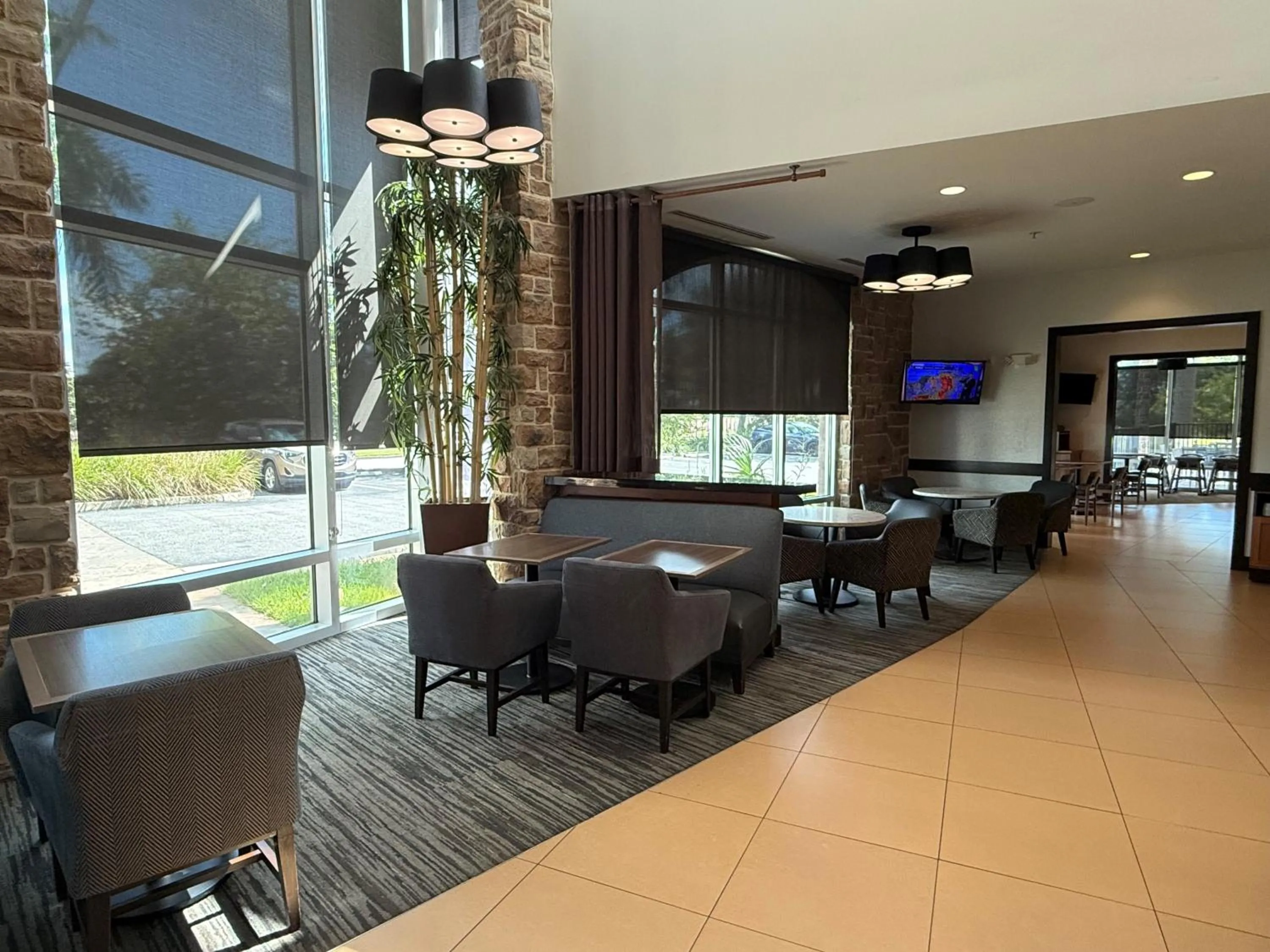 Restaurant/places to eat in Hyatt Place Fort Myers at the Forum