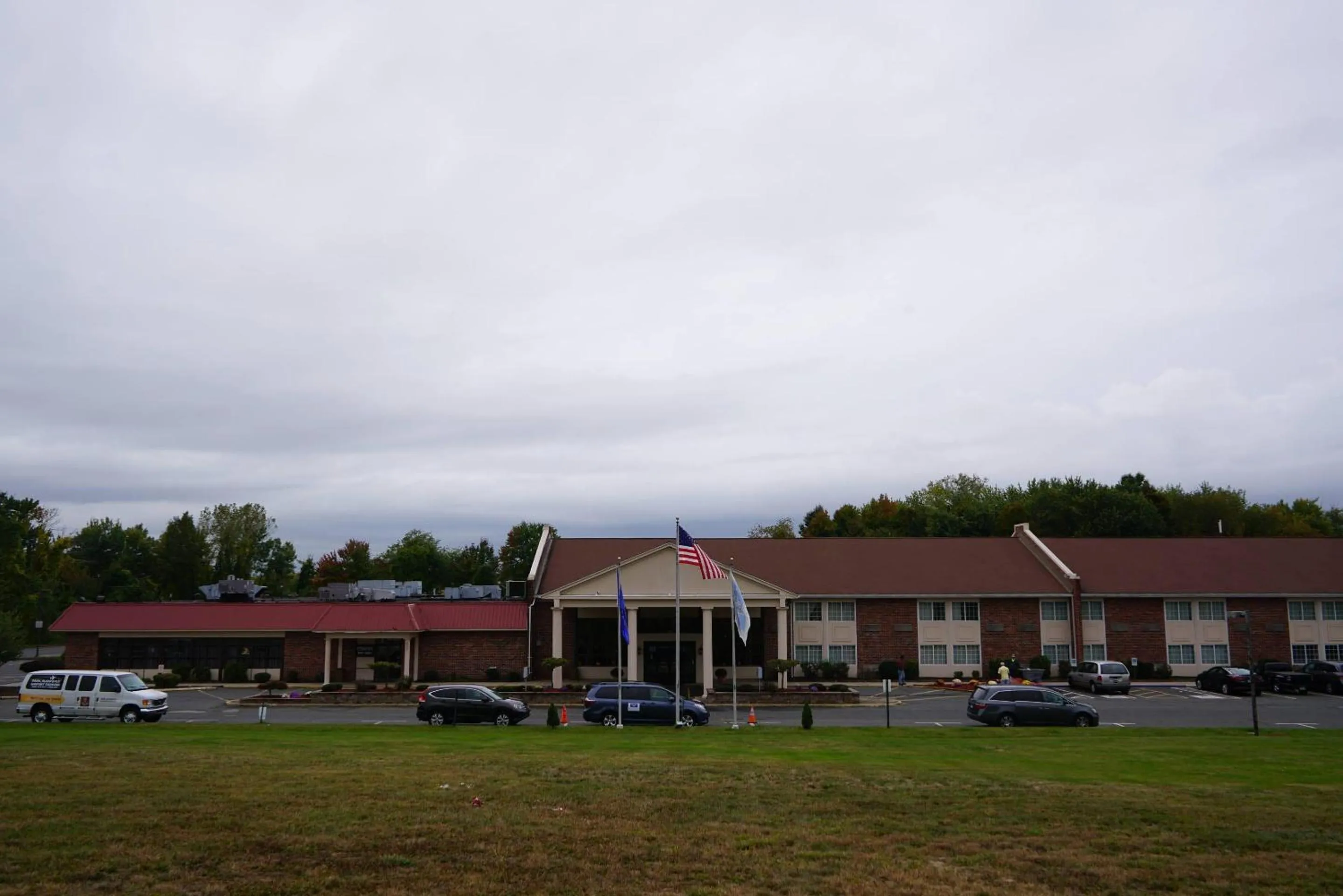 Property building in Rodeway Inn & Suites East Windsor