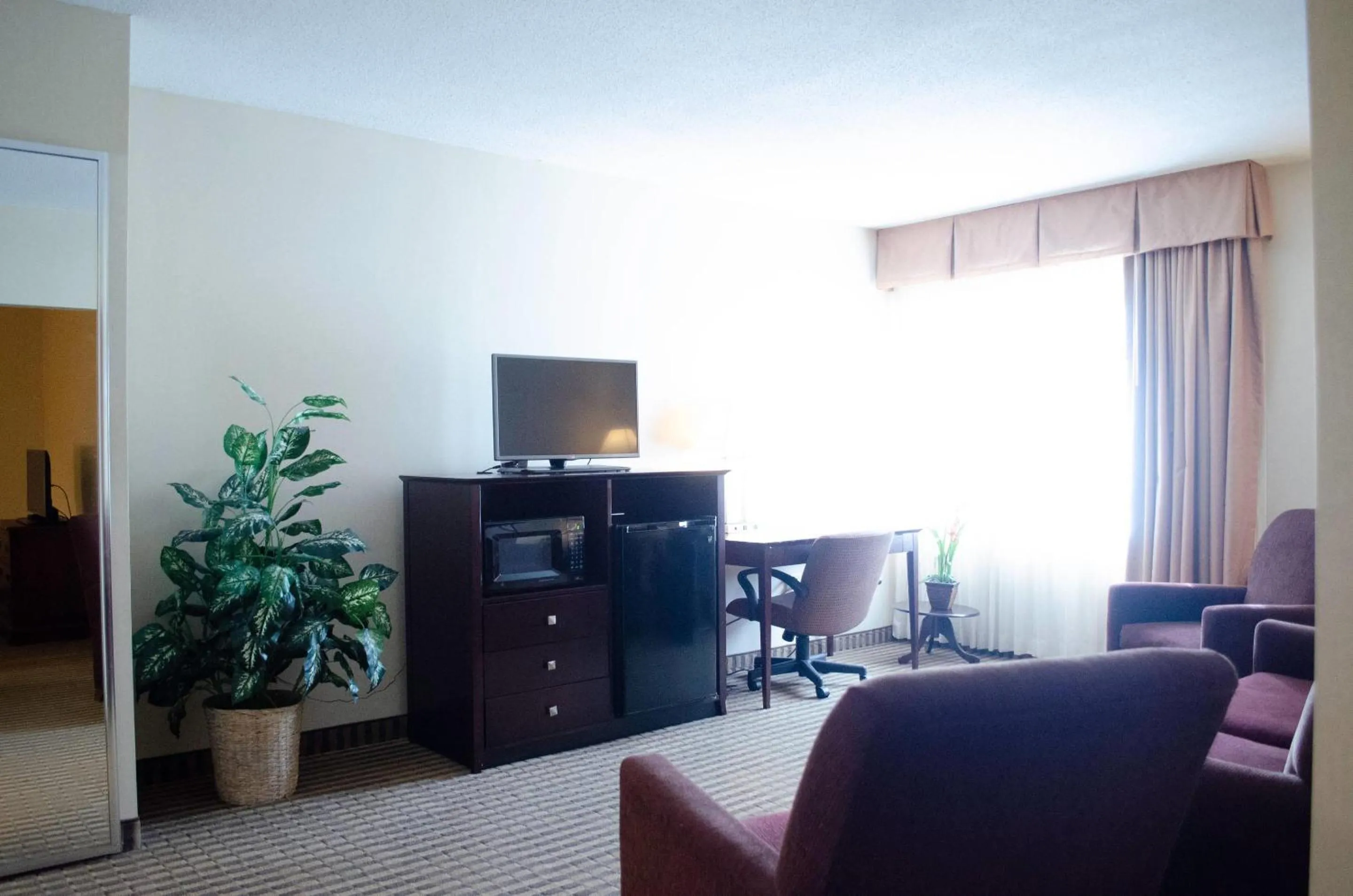 Bedroom in Rodeway Inn & Suites East Windsor