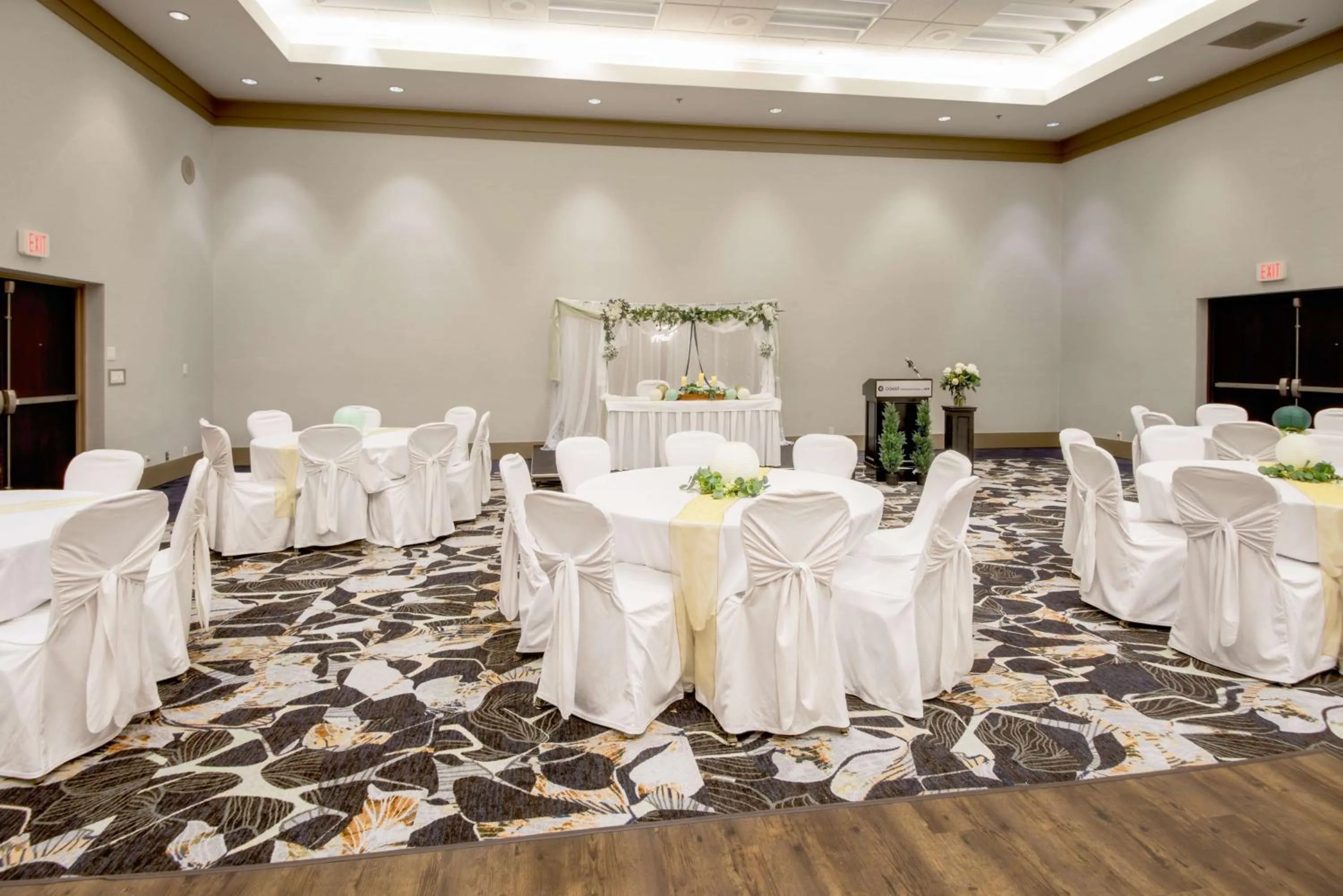 Banquet/Function facilities in Coast Chilliwack Hotel by APA