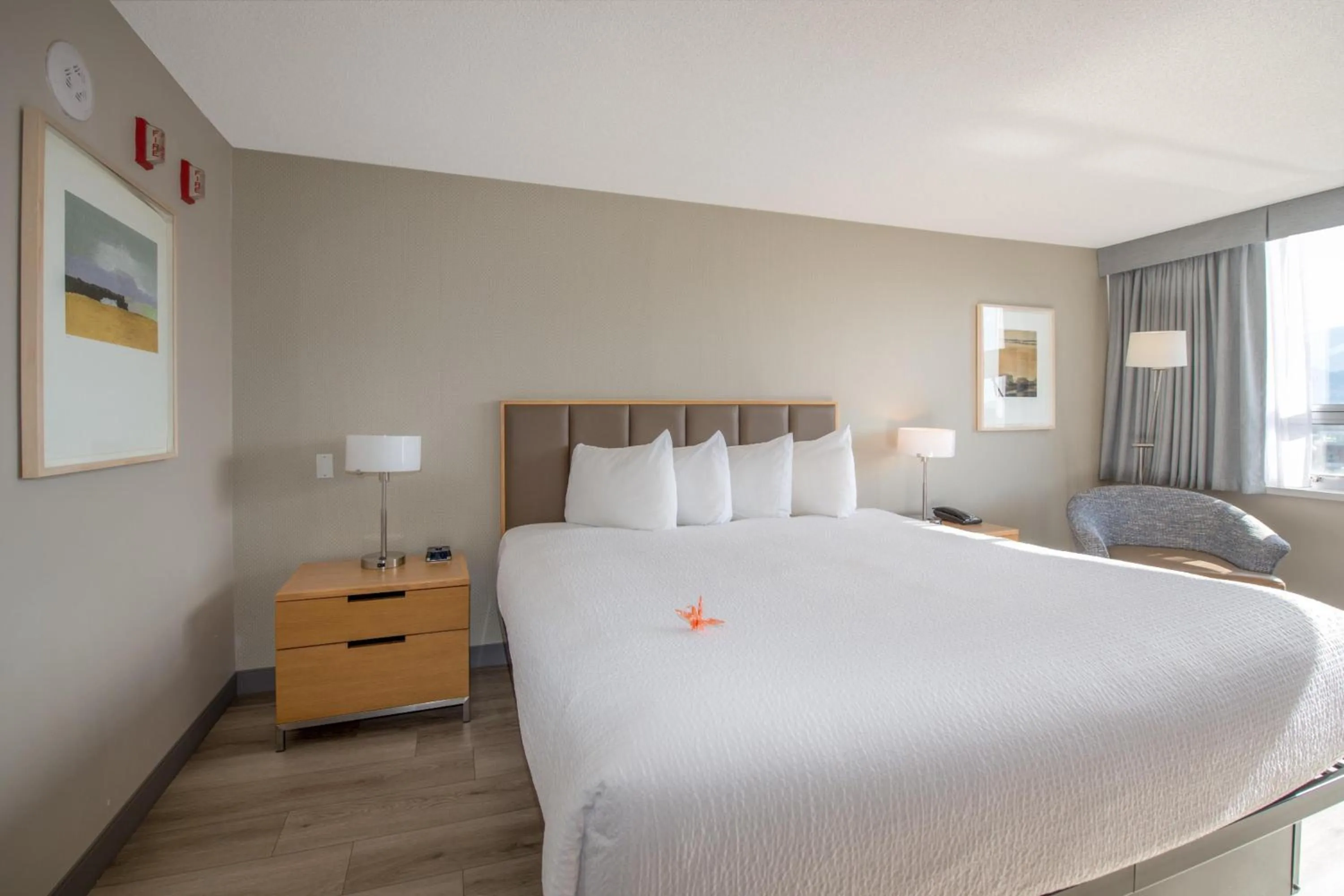 Bedroom, Bed in Coast Chilliwack Hotel by APA