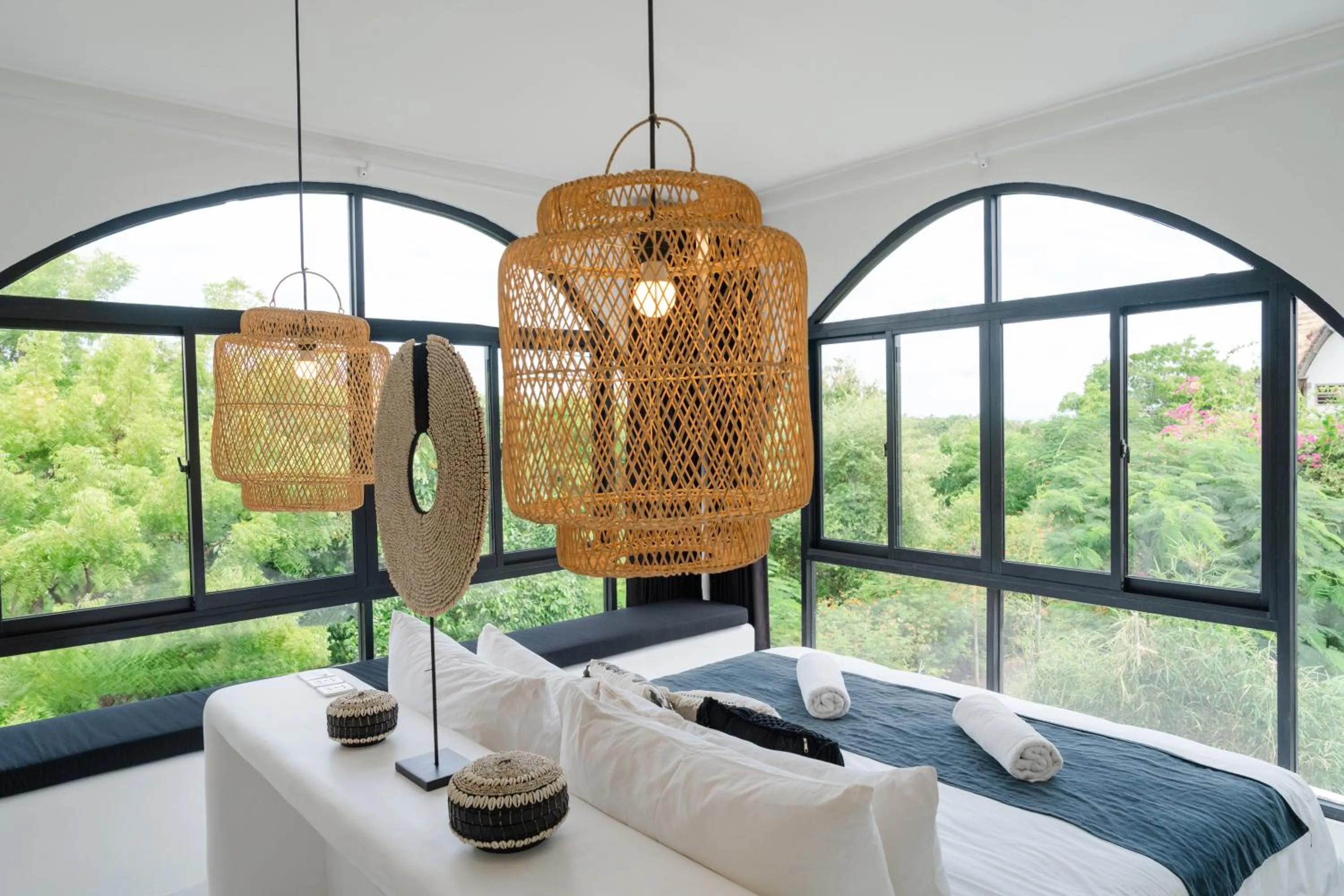 Bed in White Palm Hotel Uluwatu Bali