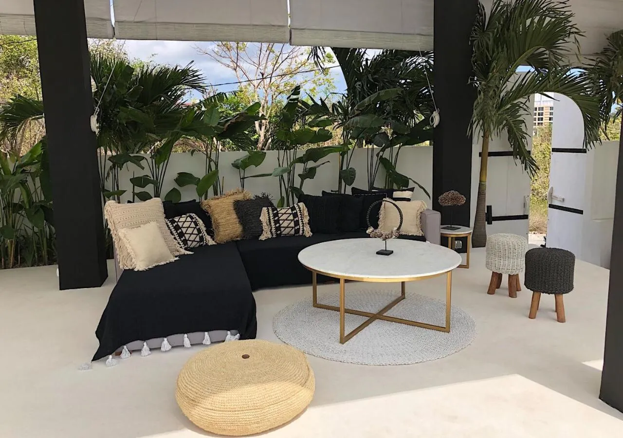 Living room in White Palm Hotel Uluwatu Bali