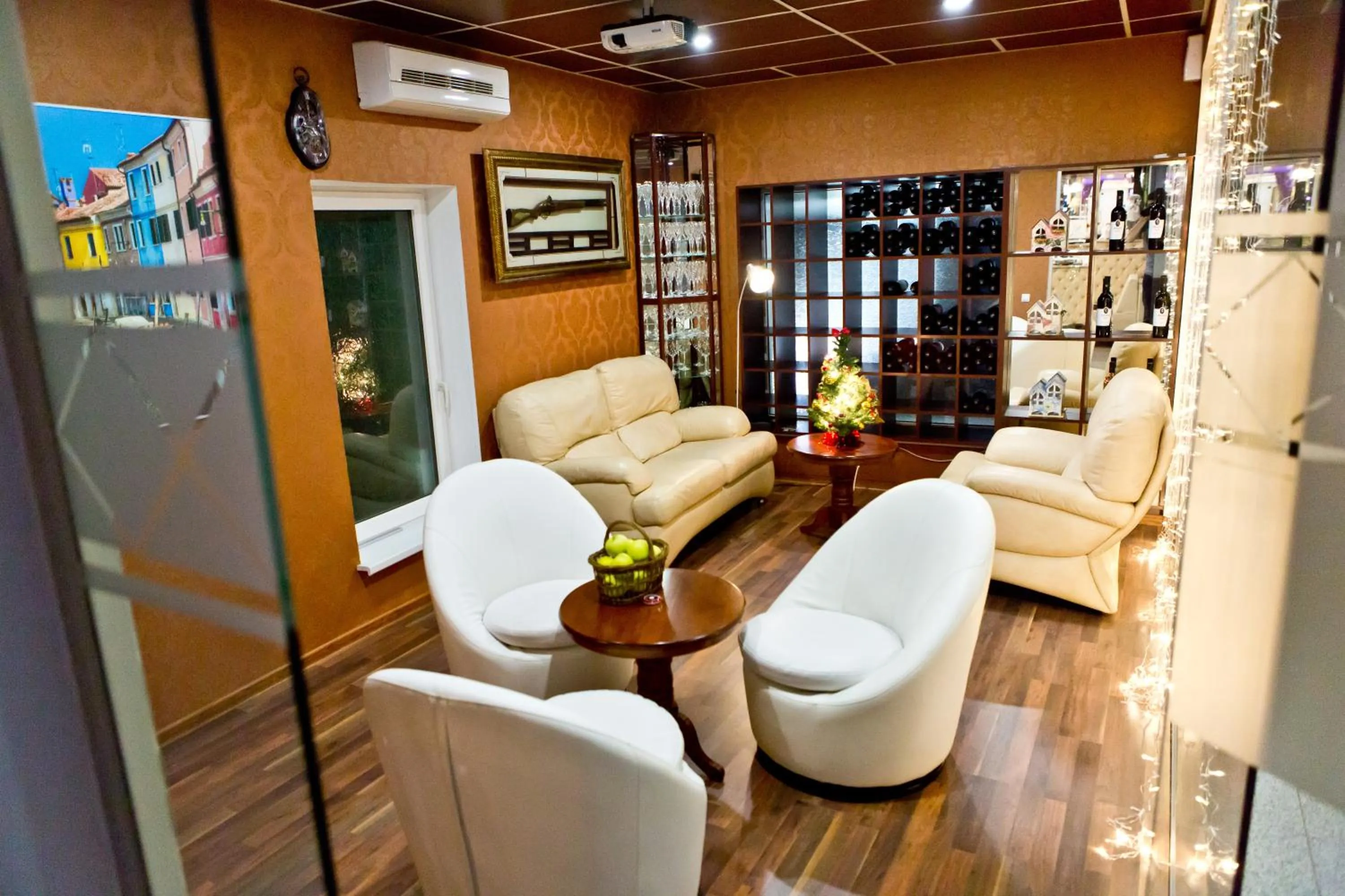 Business facilities in Hotel Olsi