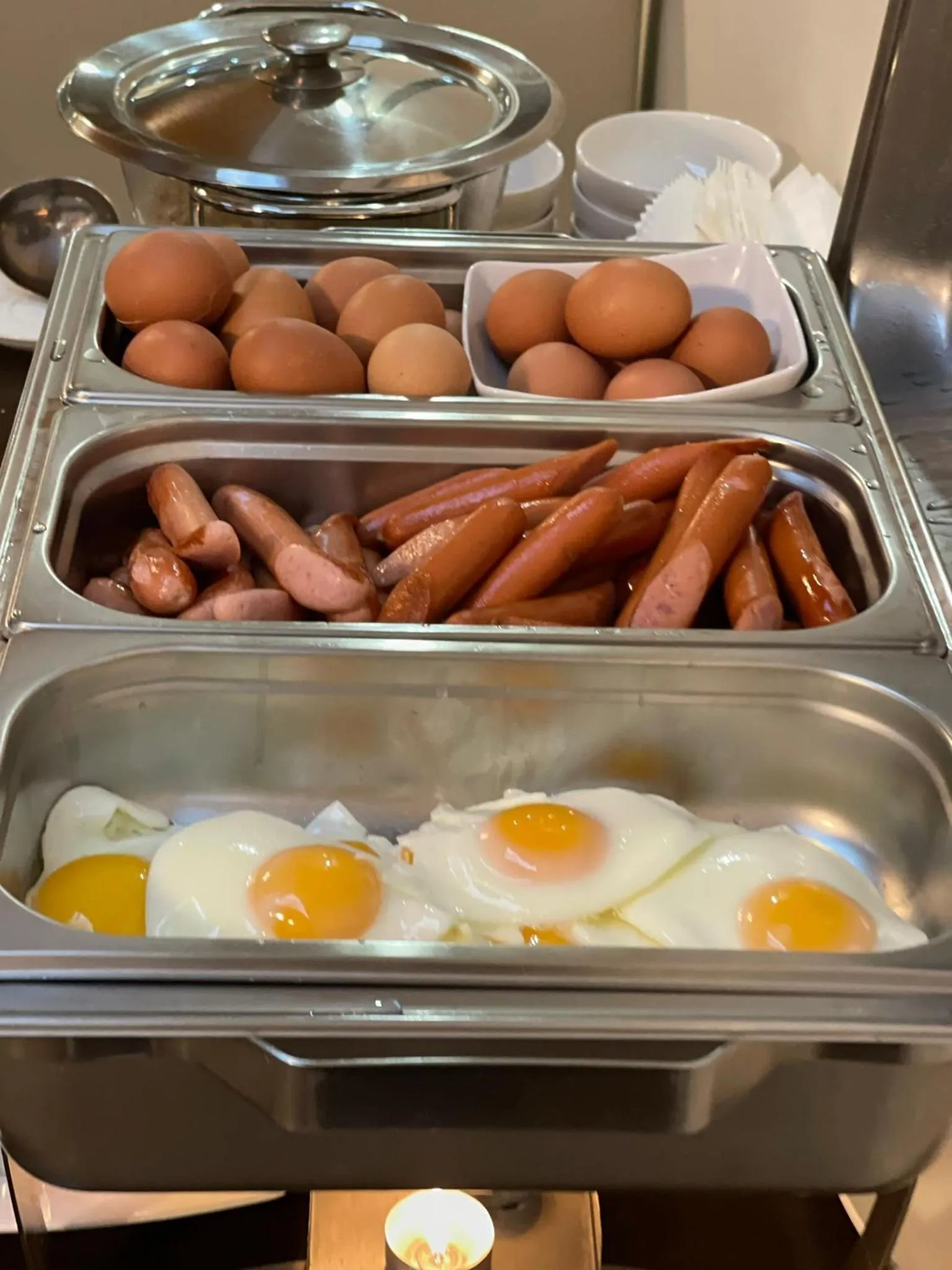 Breakfast in Hotel Olsi