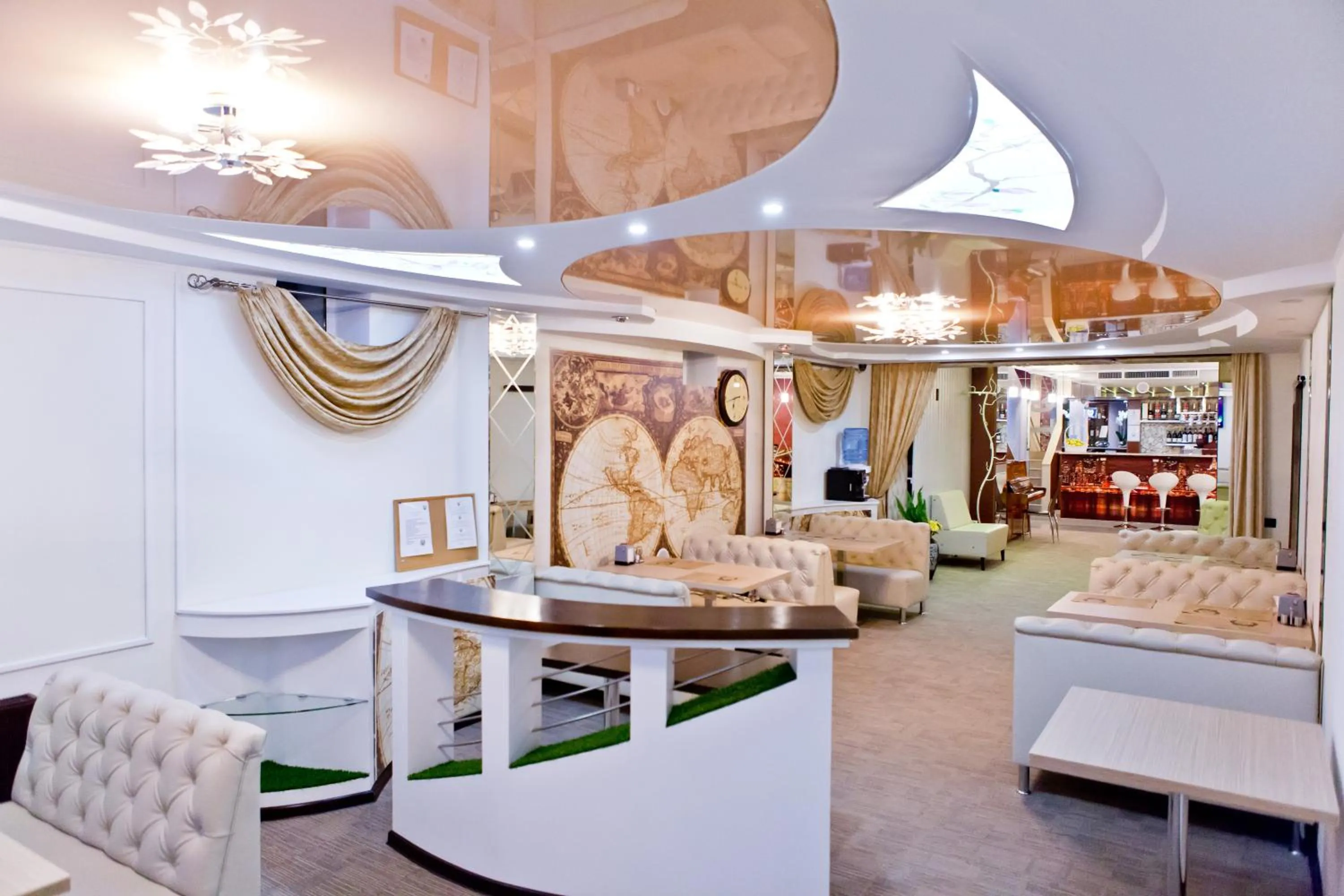 Restaurant/places to eat in Hotel Olsi