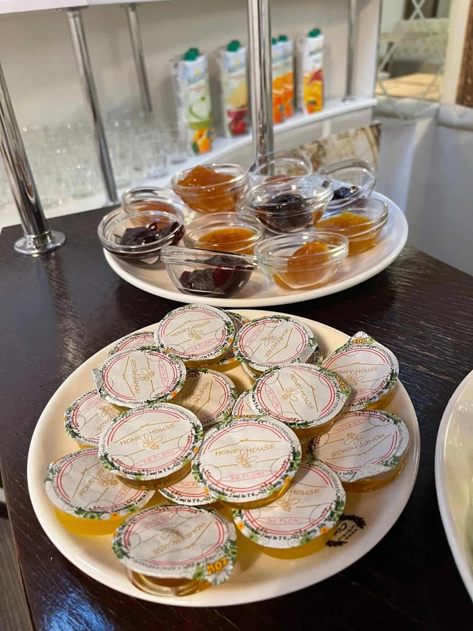 Breakfast in Hotel Olsi