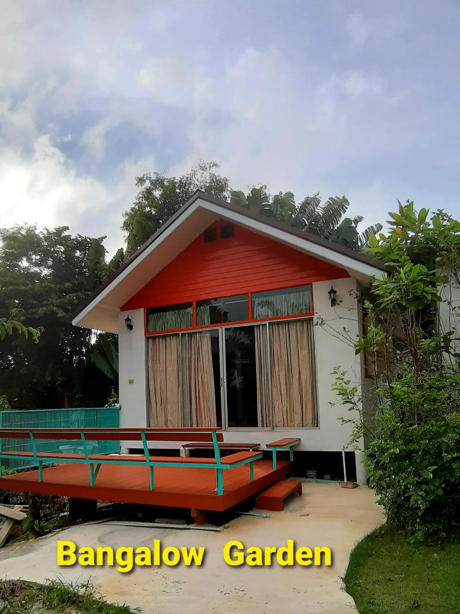 Bungalow with Garden View - single occupancy in Korp View House Bungalow with Garden View - single occupancy in Korp View House