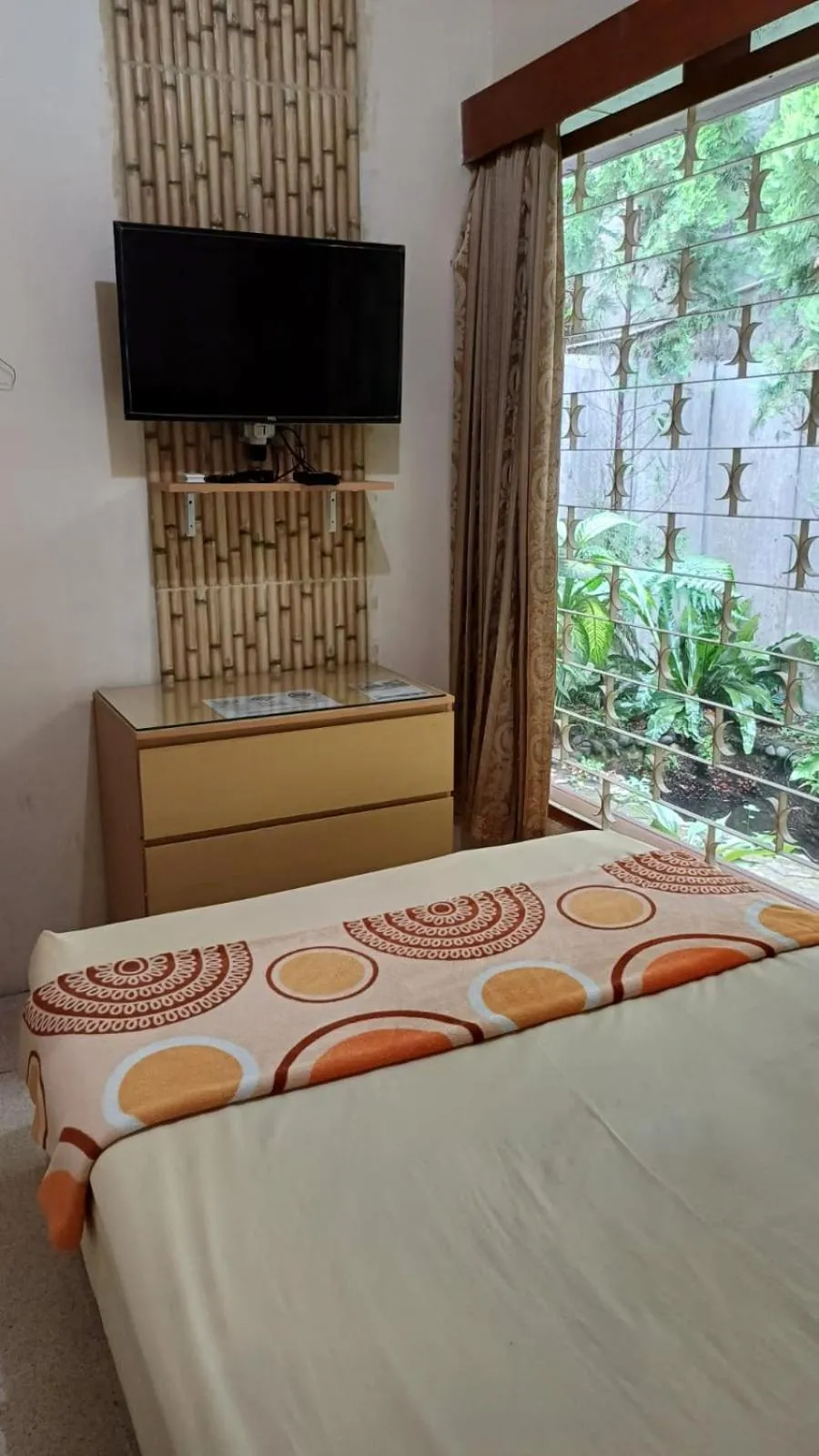 Bed in GIO Guesthouse Bogor