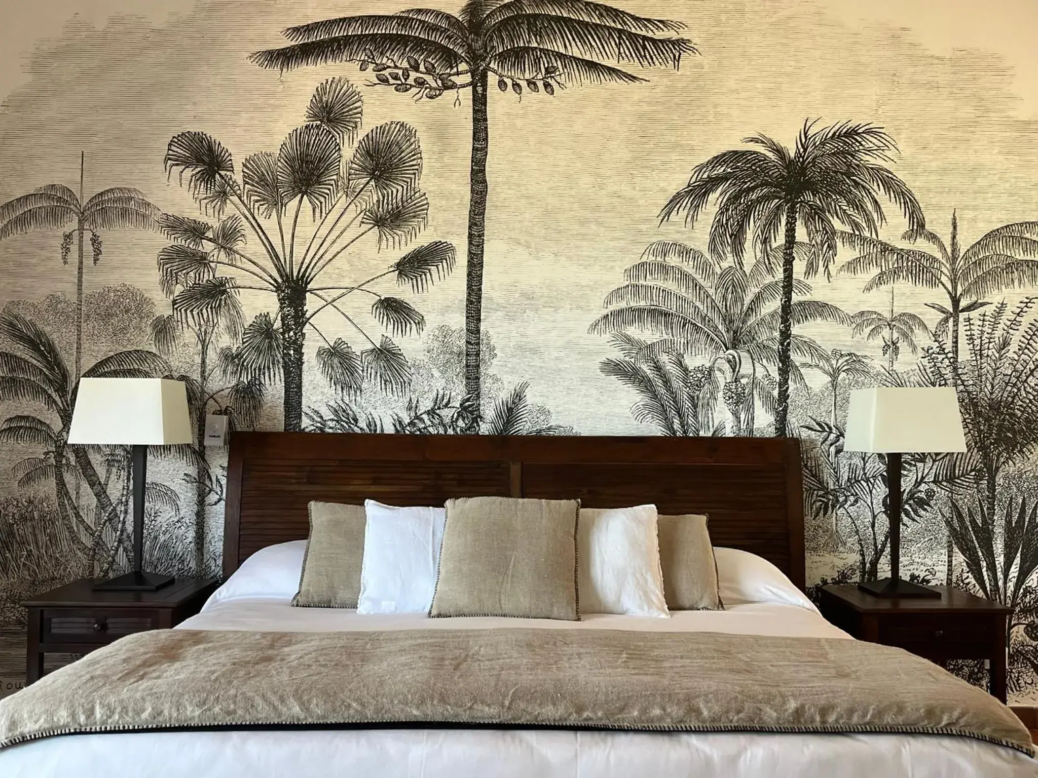 Deluxe Room King or Double Beds in Esmeralda Resort - Orient Bay Deluxe Room King or Double Beds in Esmeralda Resort - Orient Bay