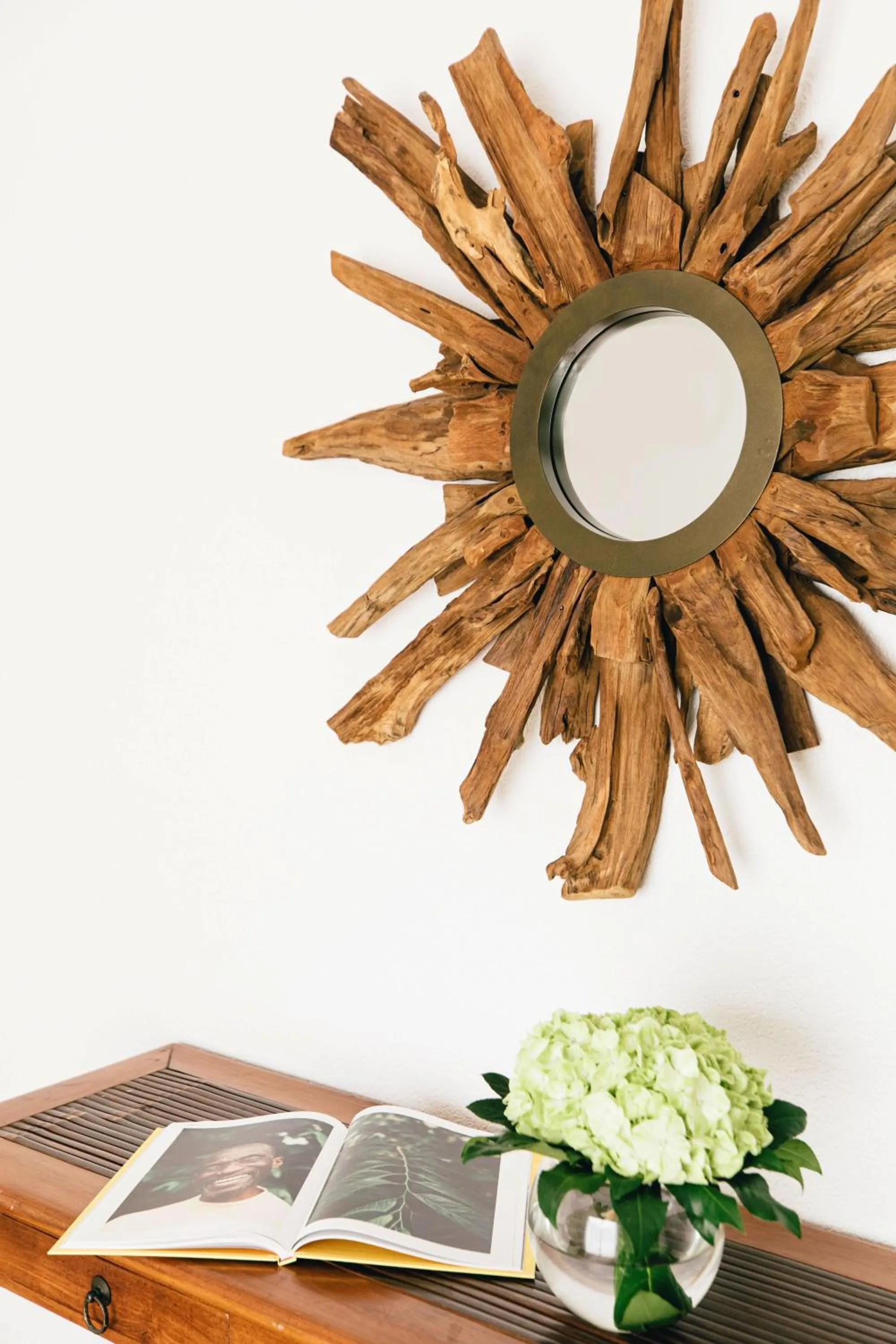 Decorative detail in Esmeralda Resort - Orient Bay