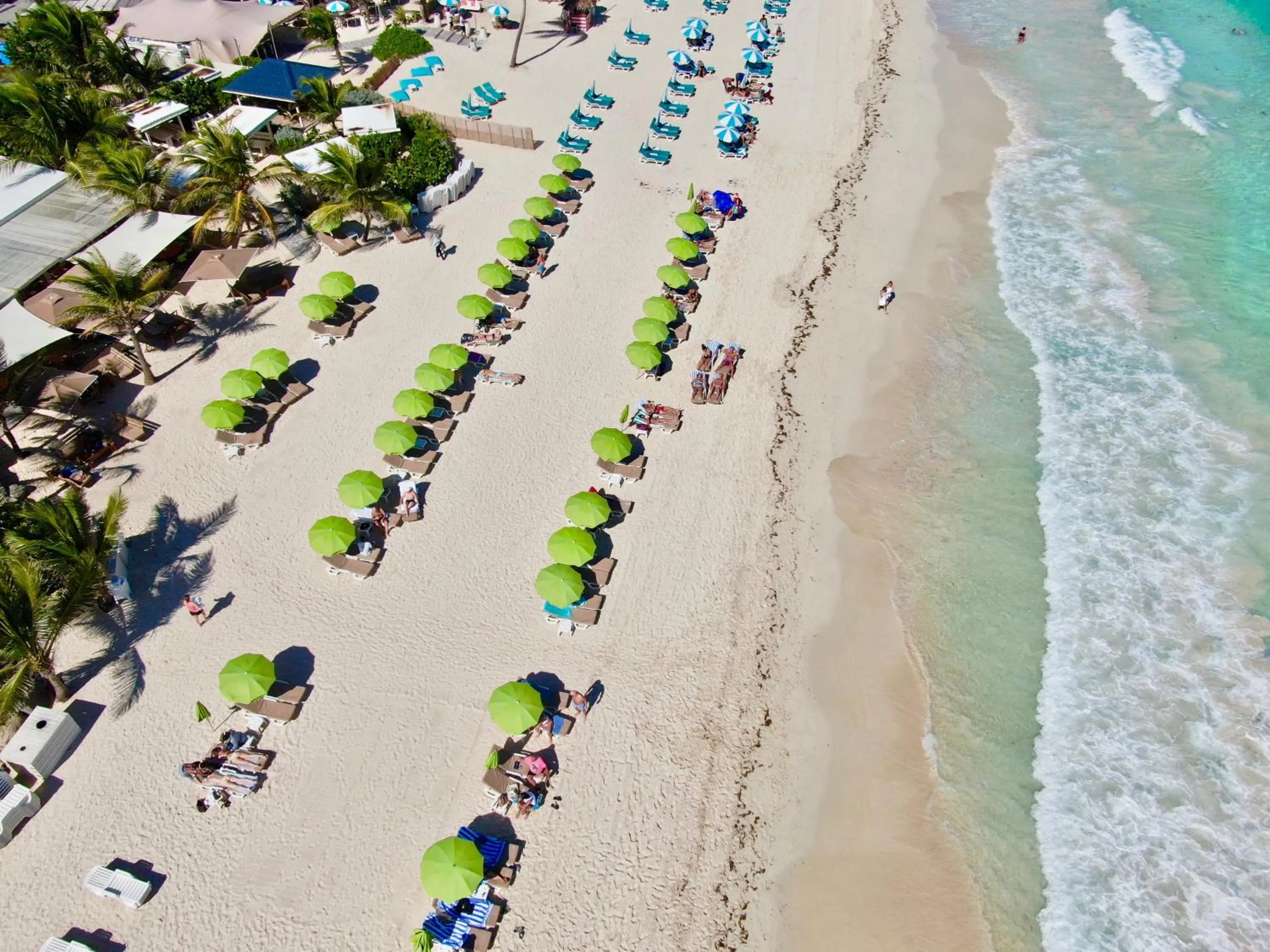 Beach in Esmeralda Resort - Orient Bay