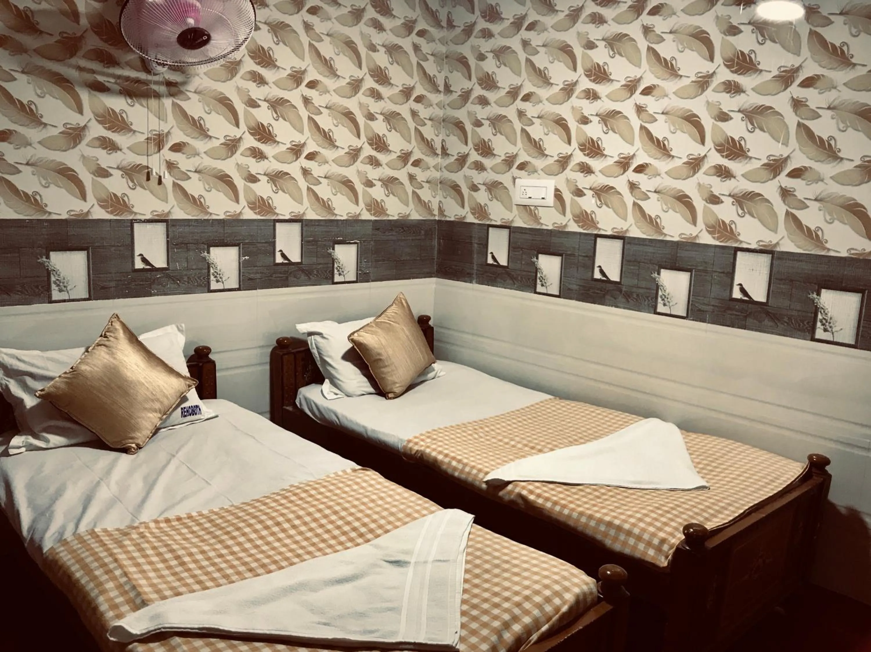 Bed in Rehoboth Home Stay