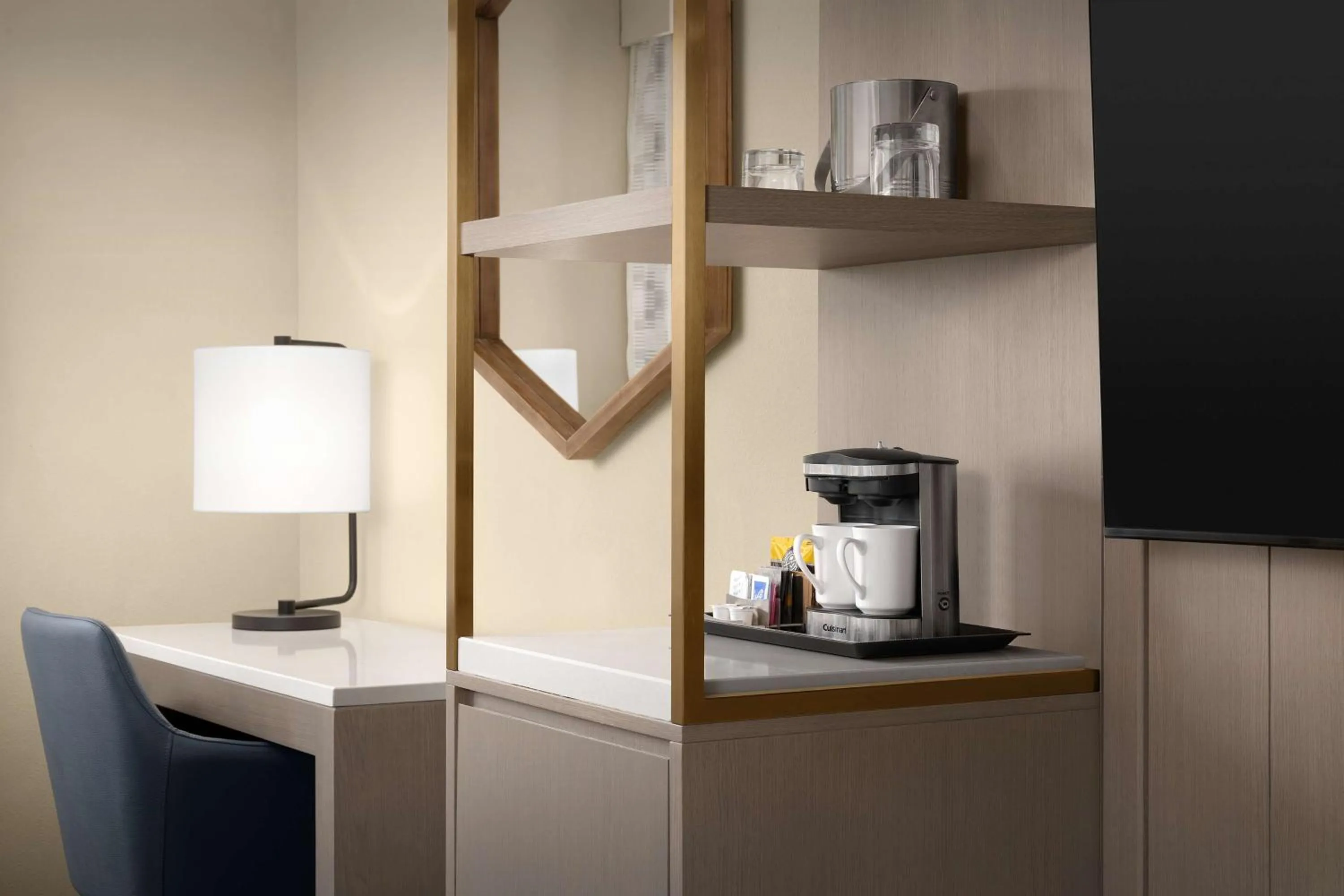 Bedroom in DoubleTree by Hilton St. Augustine Historic District