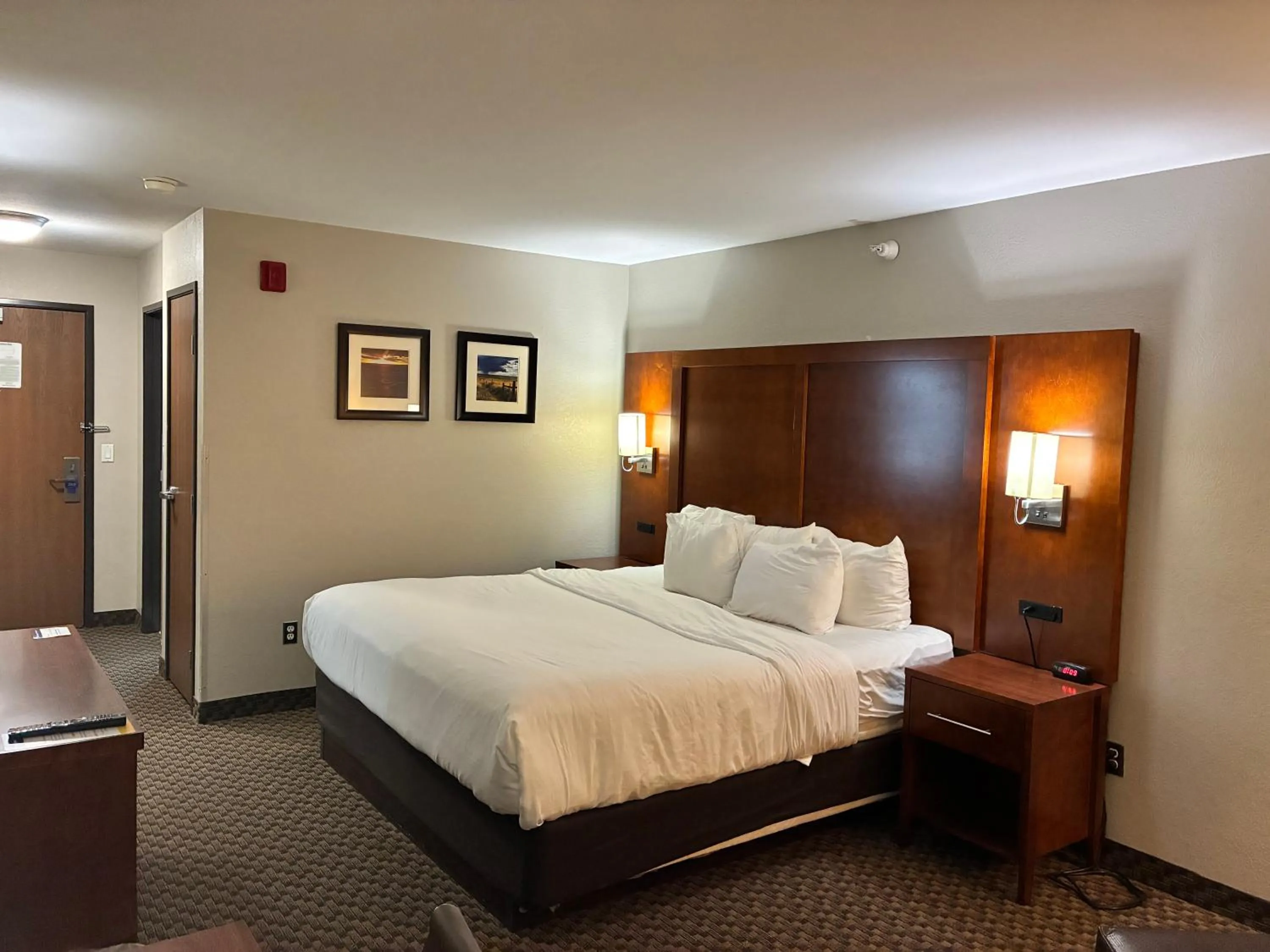 Bed in Comfort Inn & Suites Sterling