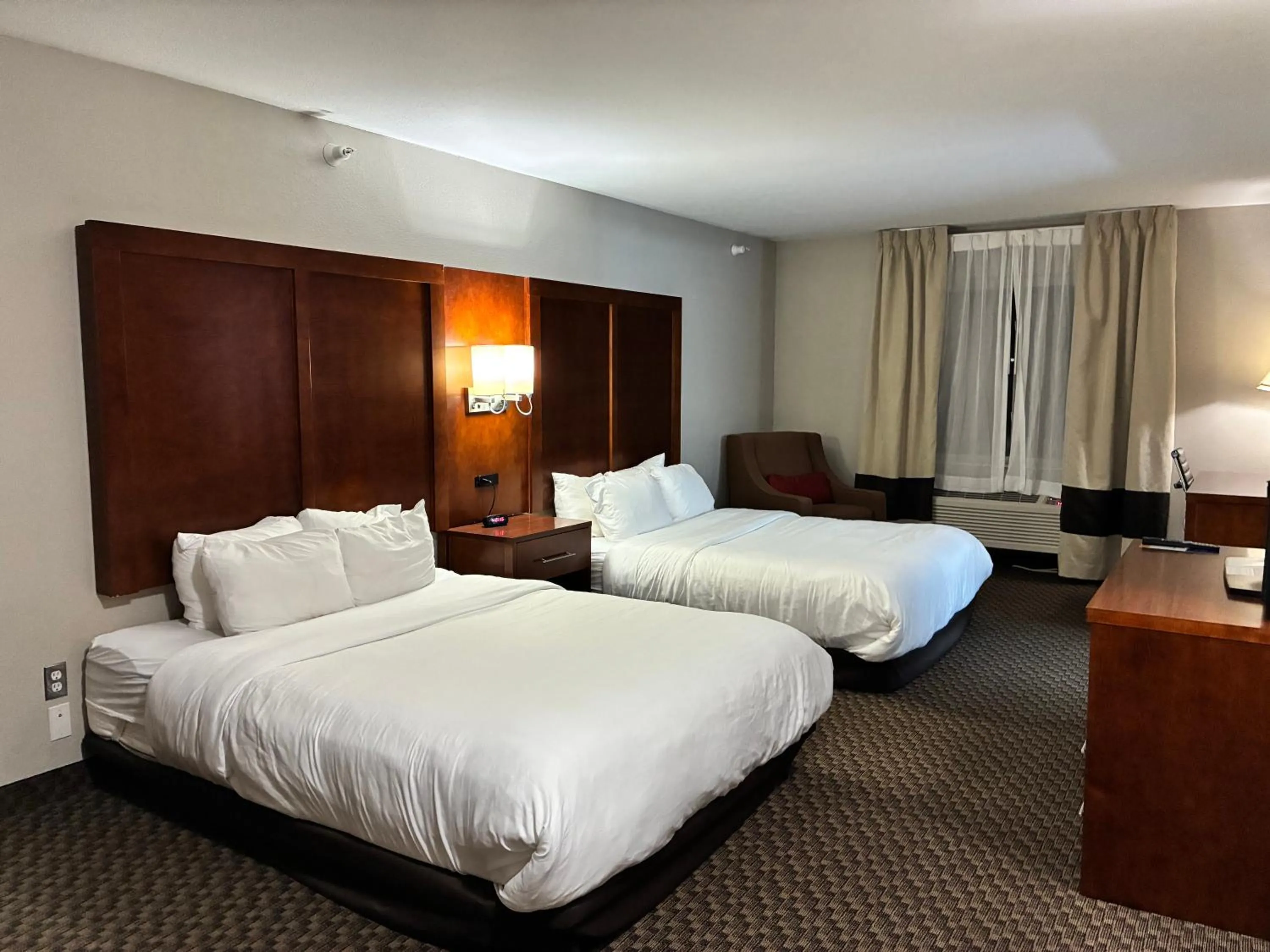 Bed in Comfort Inn & Suites Sterling