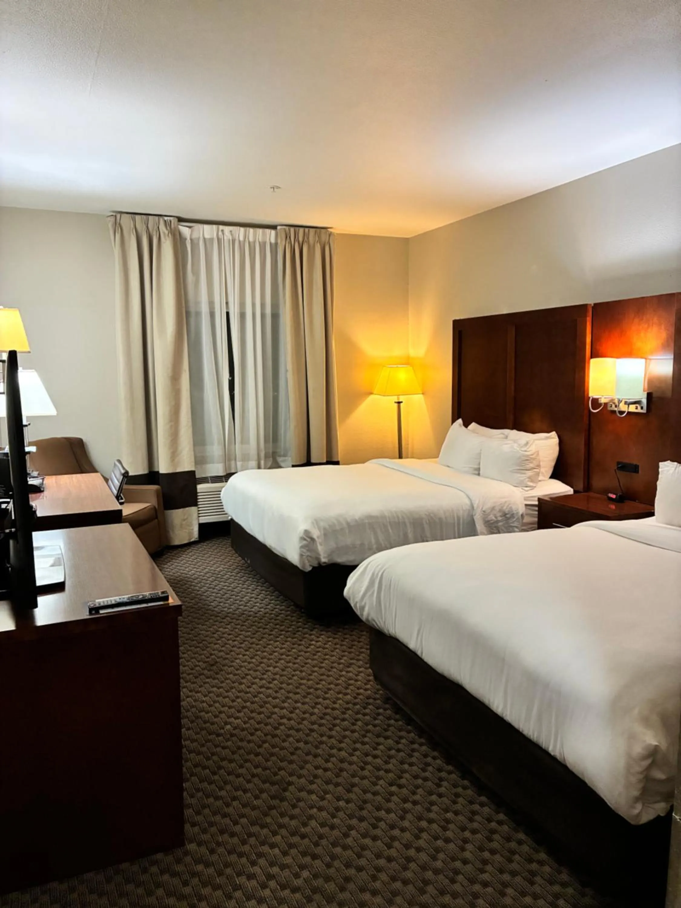 Bedroom, Bed in Comfort Inn & Suites Sterling