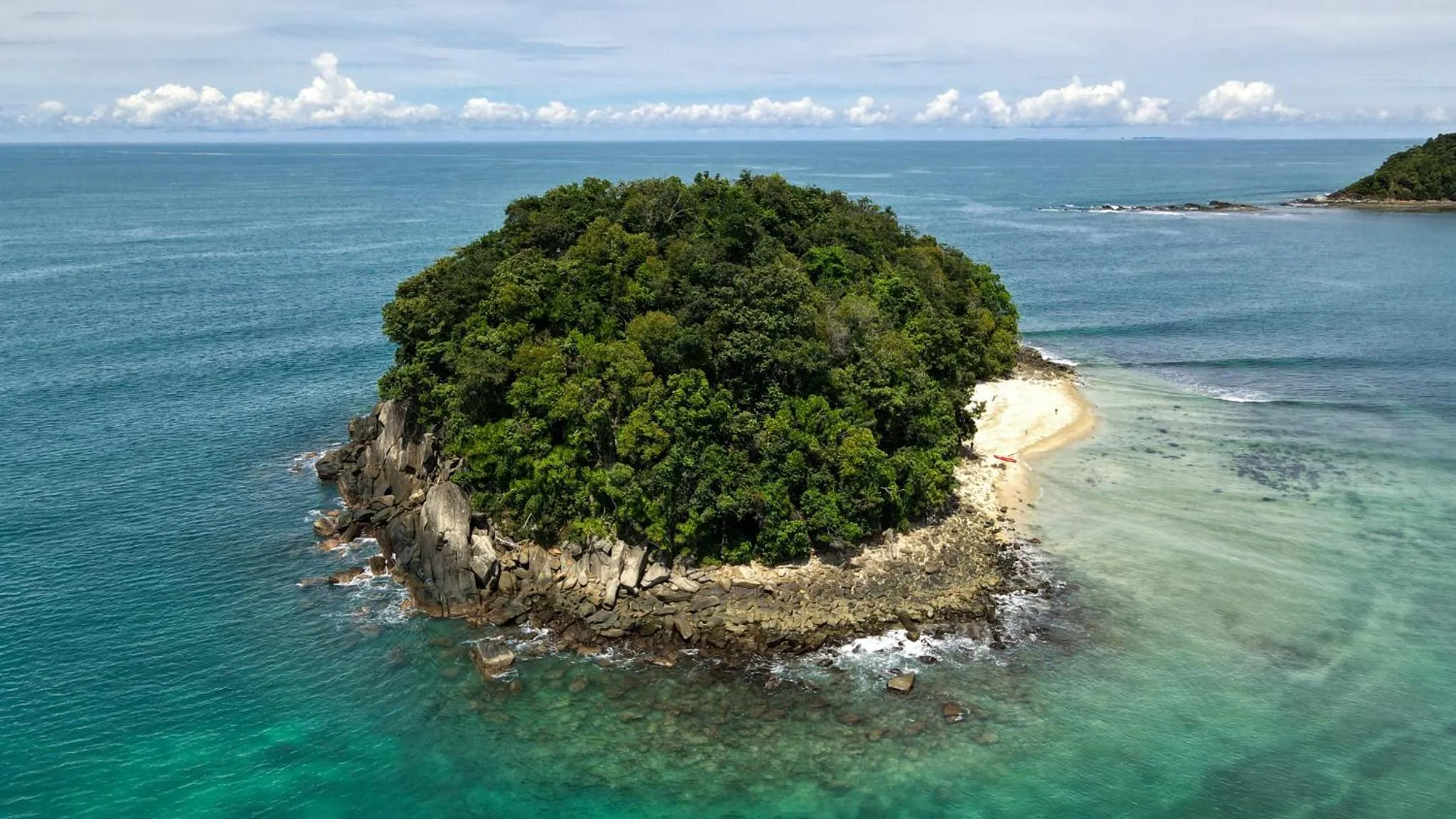 Nearby landmark in Bigfin beach resort