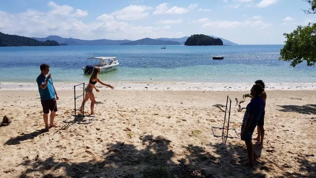 Beach in Bigfin beach resort