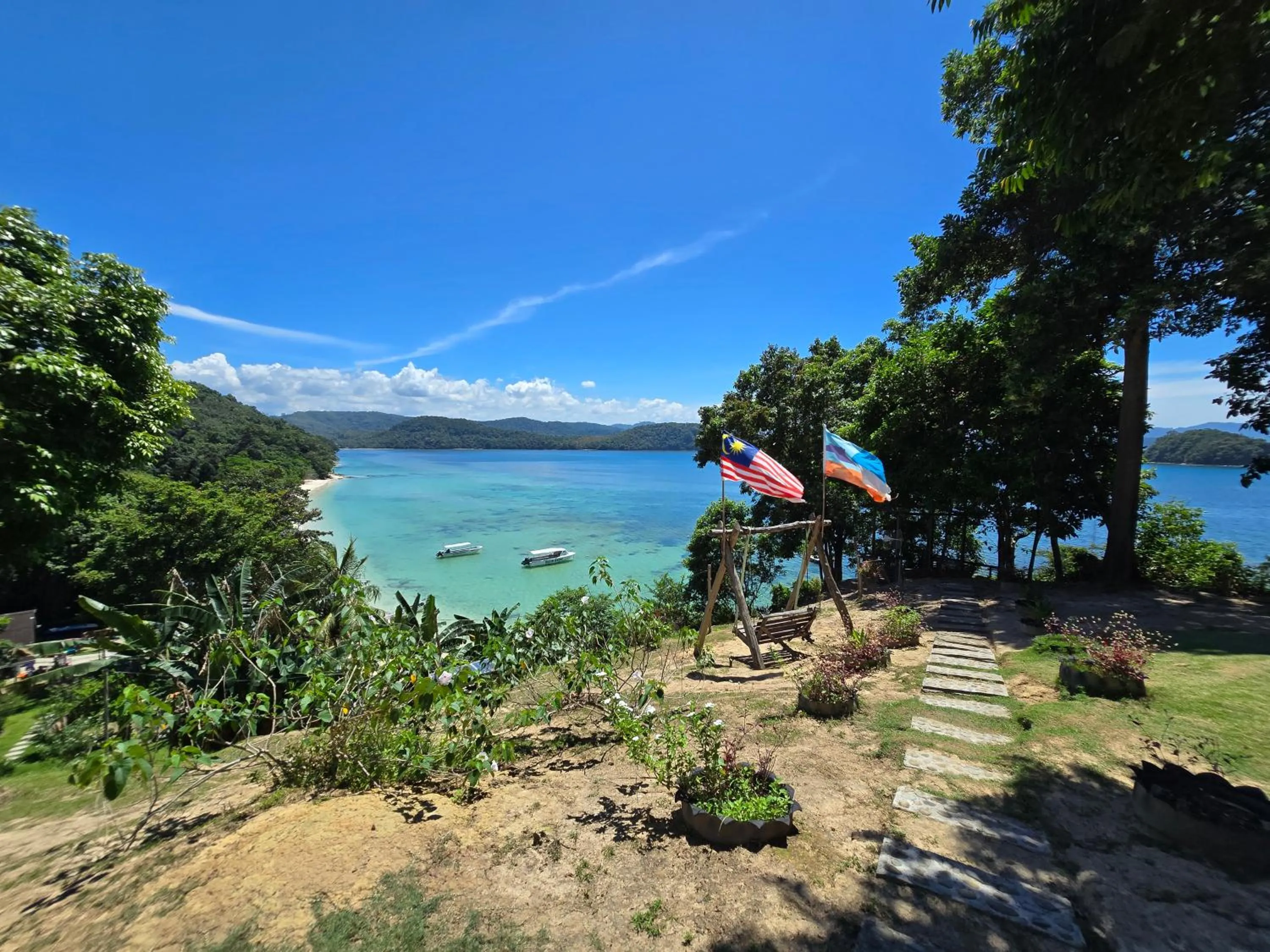 Sea view in Bigfin beach resort